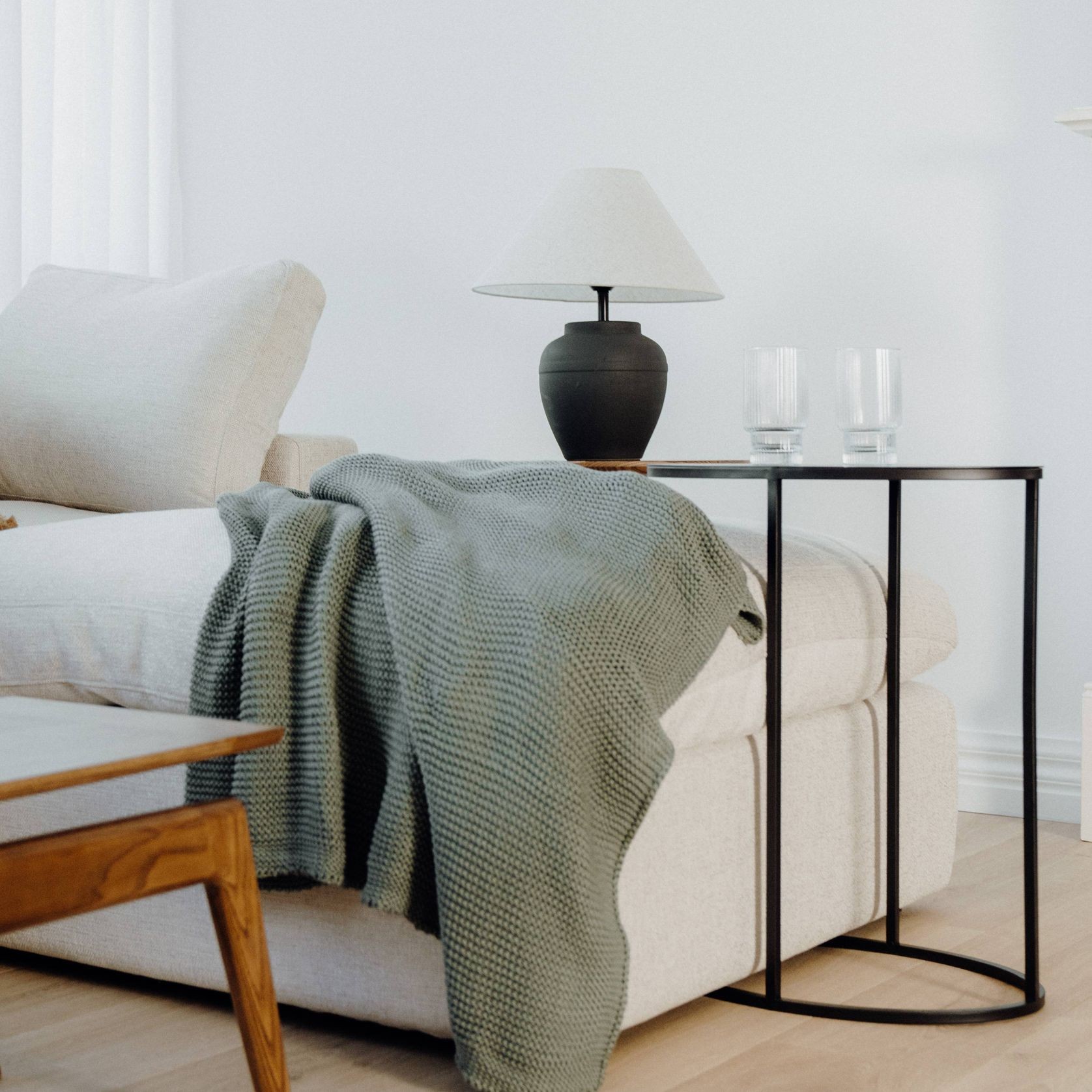 Leonardo Sofa Table gallery detail image