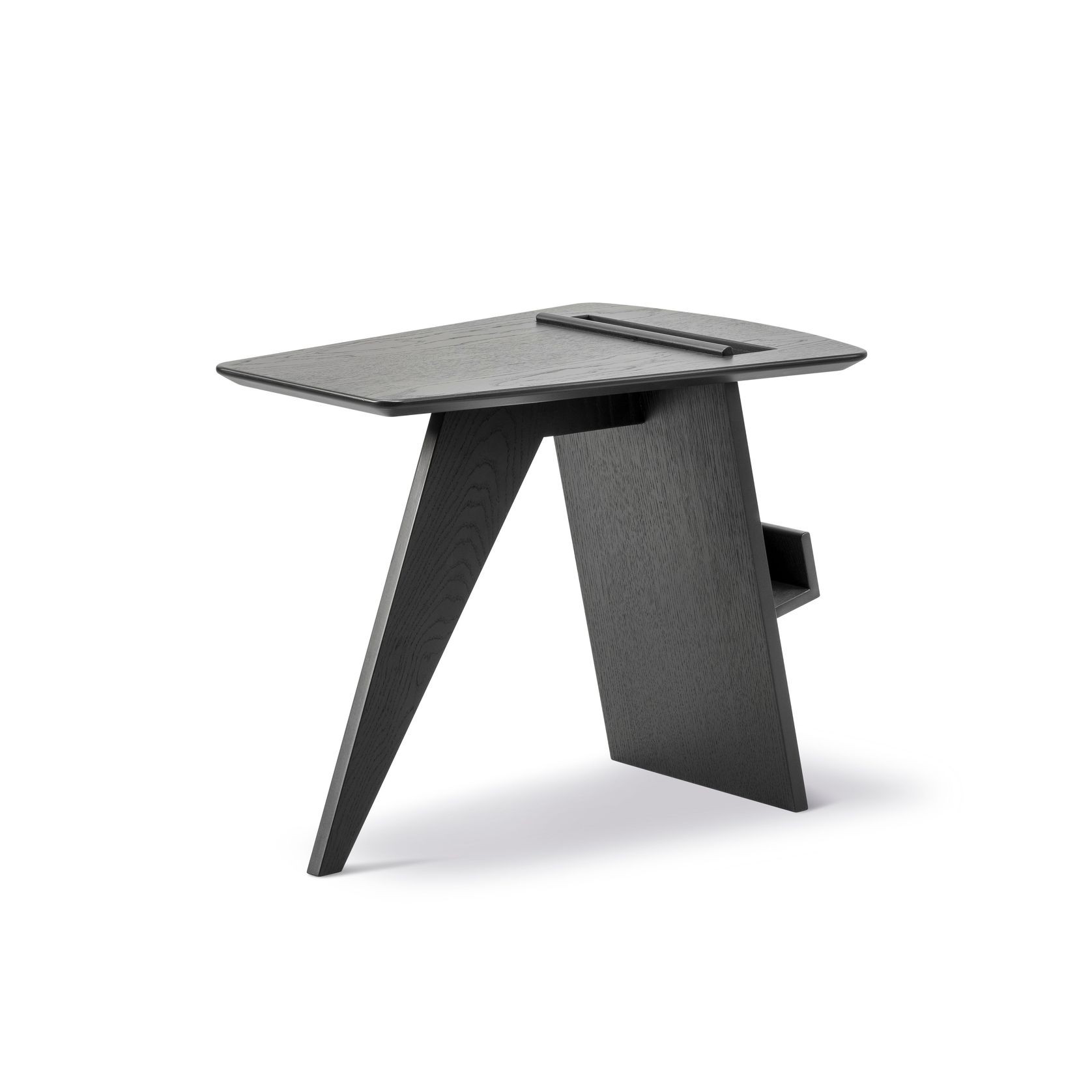 Risom Magazine Table by Fredericia gallery detail image