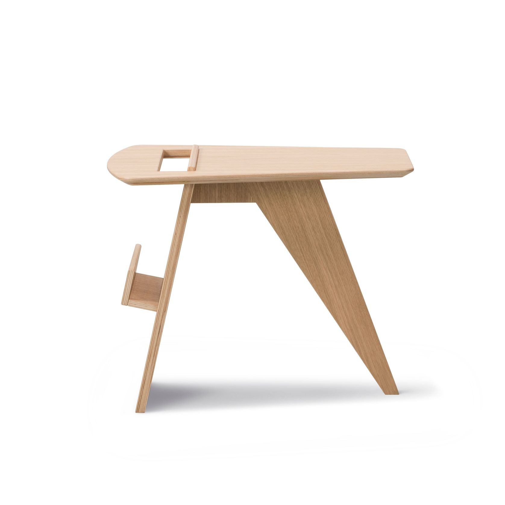 Risom Magazine Table by Fredericia gallery detail image