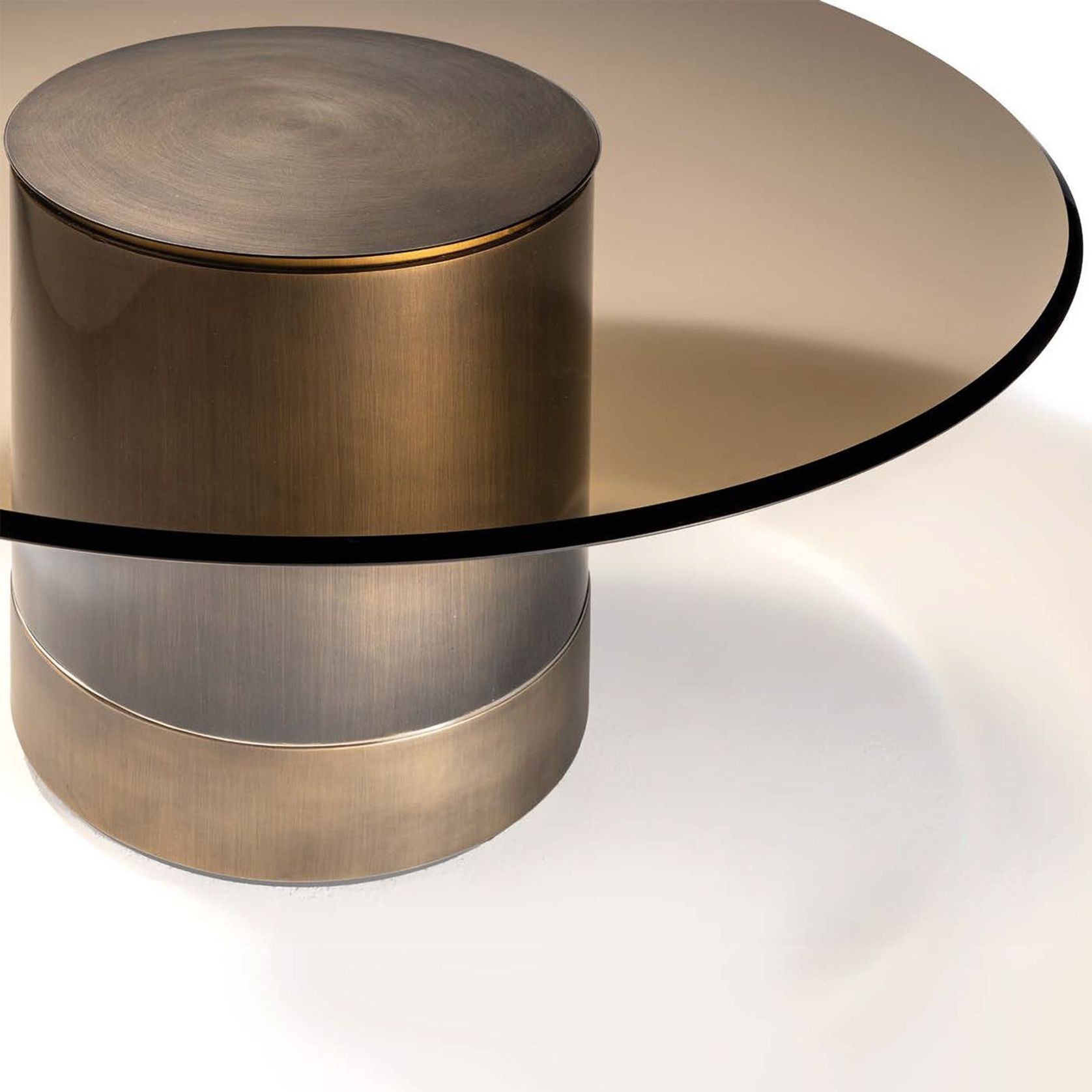 Tau Steel Vetro Side Table gallery detail image