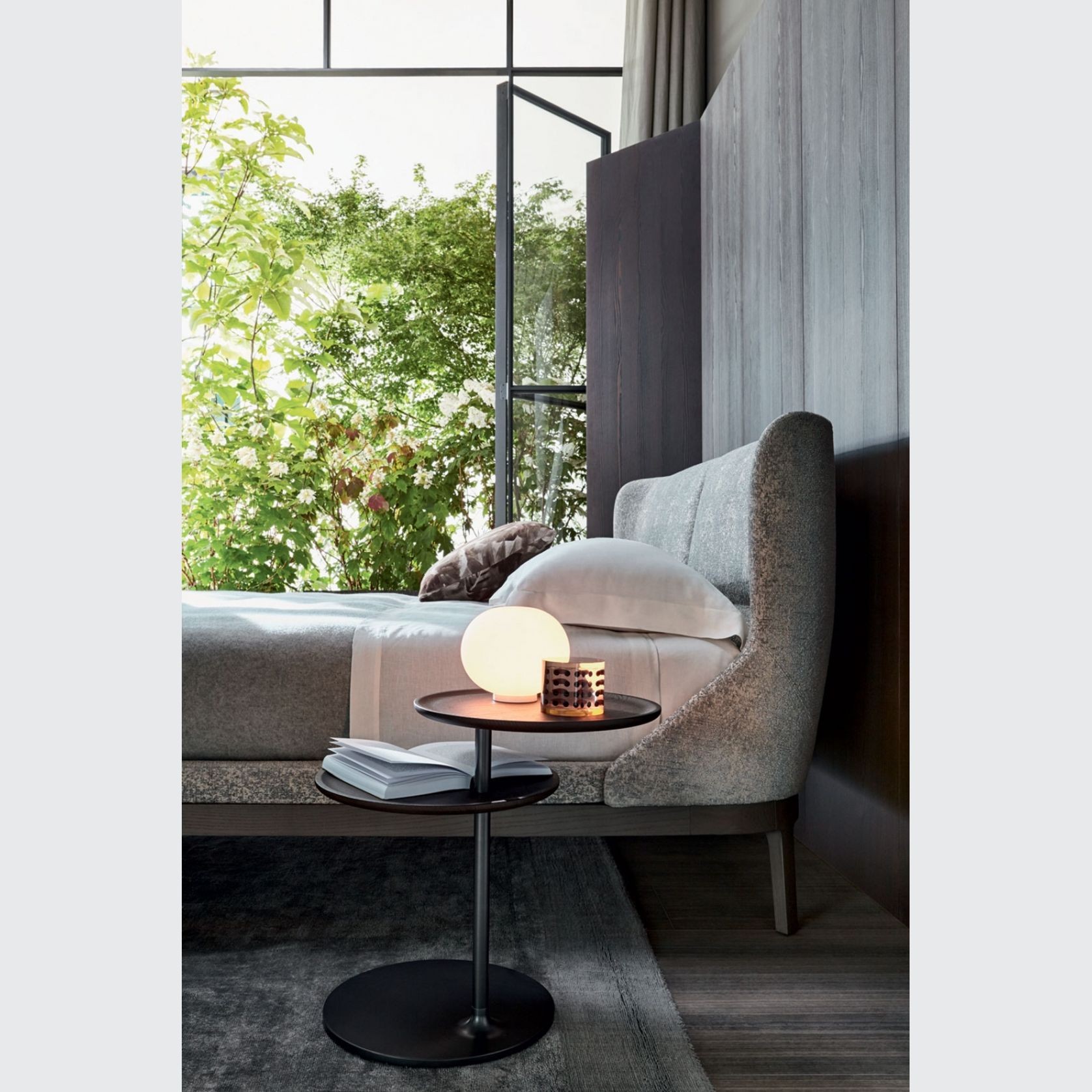 Vicino Side Table by Molteni&C gallery detail image