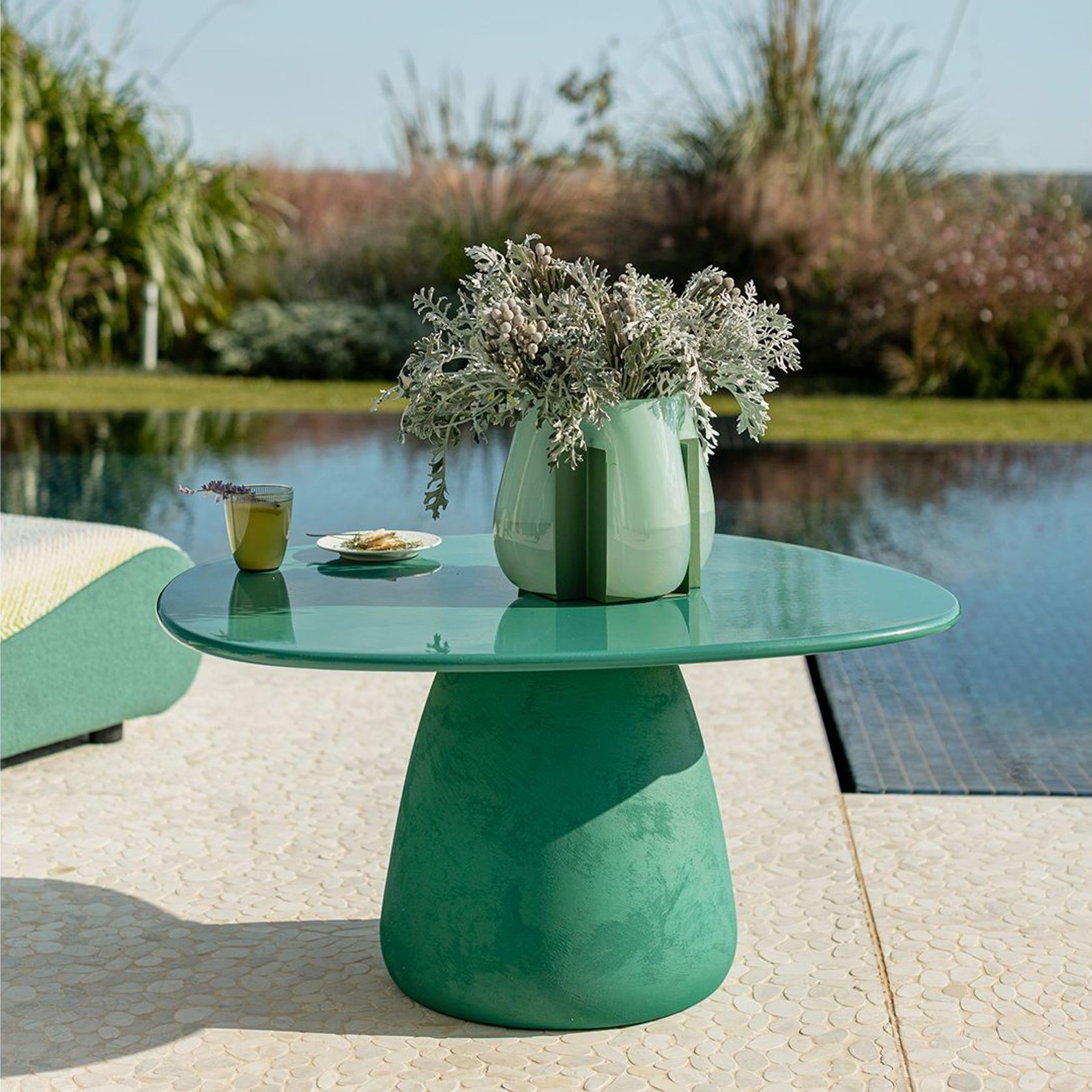 Kino Pedestal Table gallery detail image