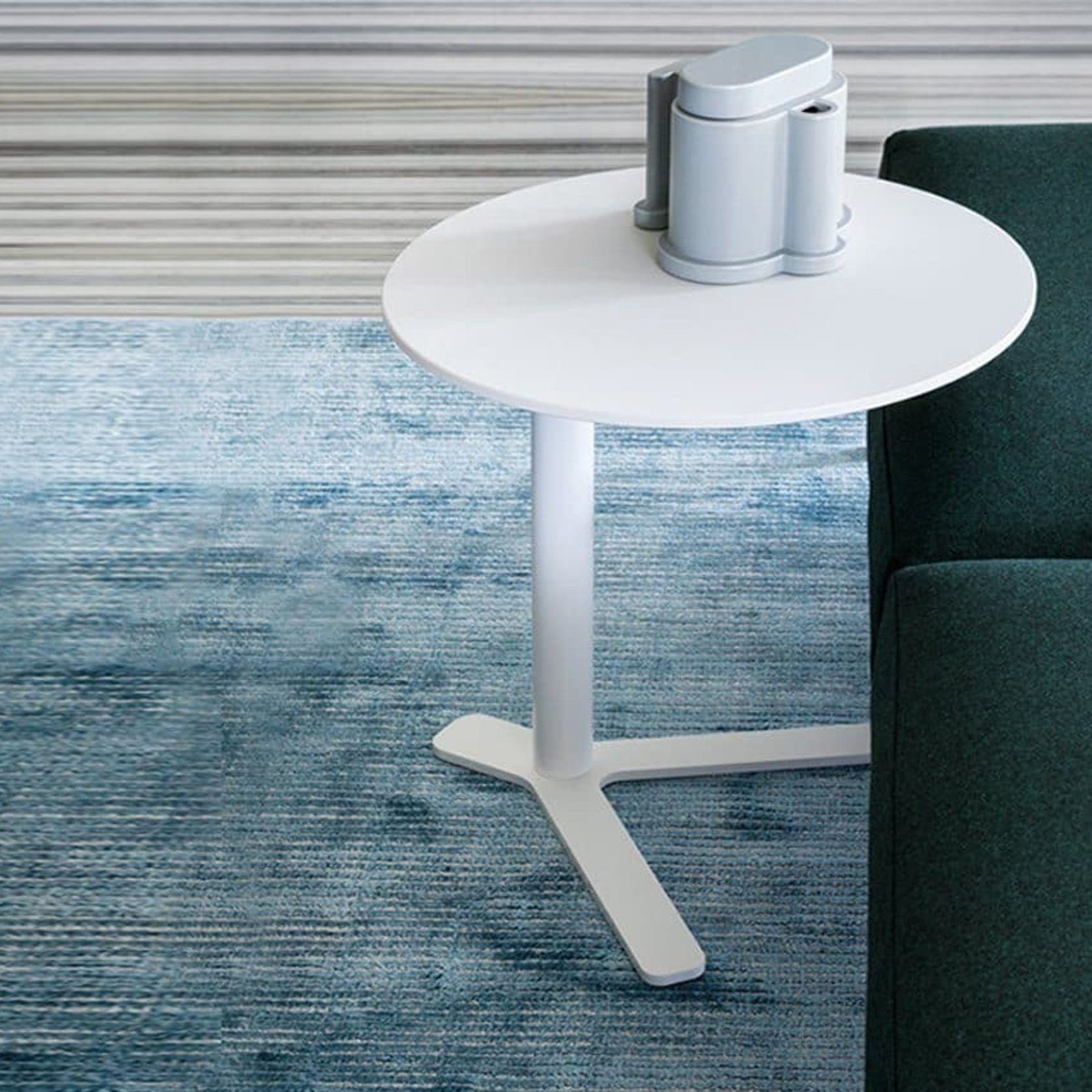 Yo | Side Table gallery detail image