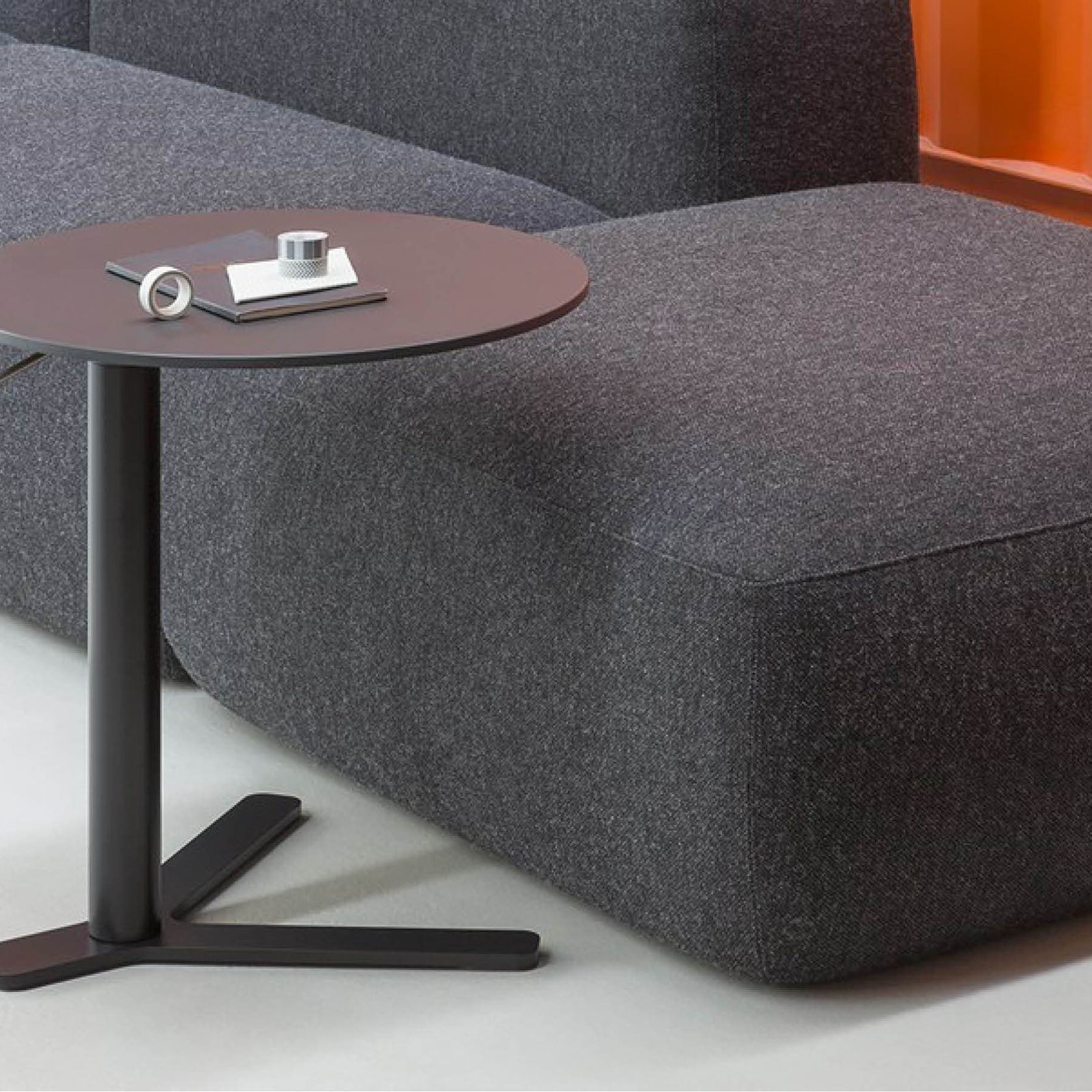 Yo | Side Table gallery detail image