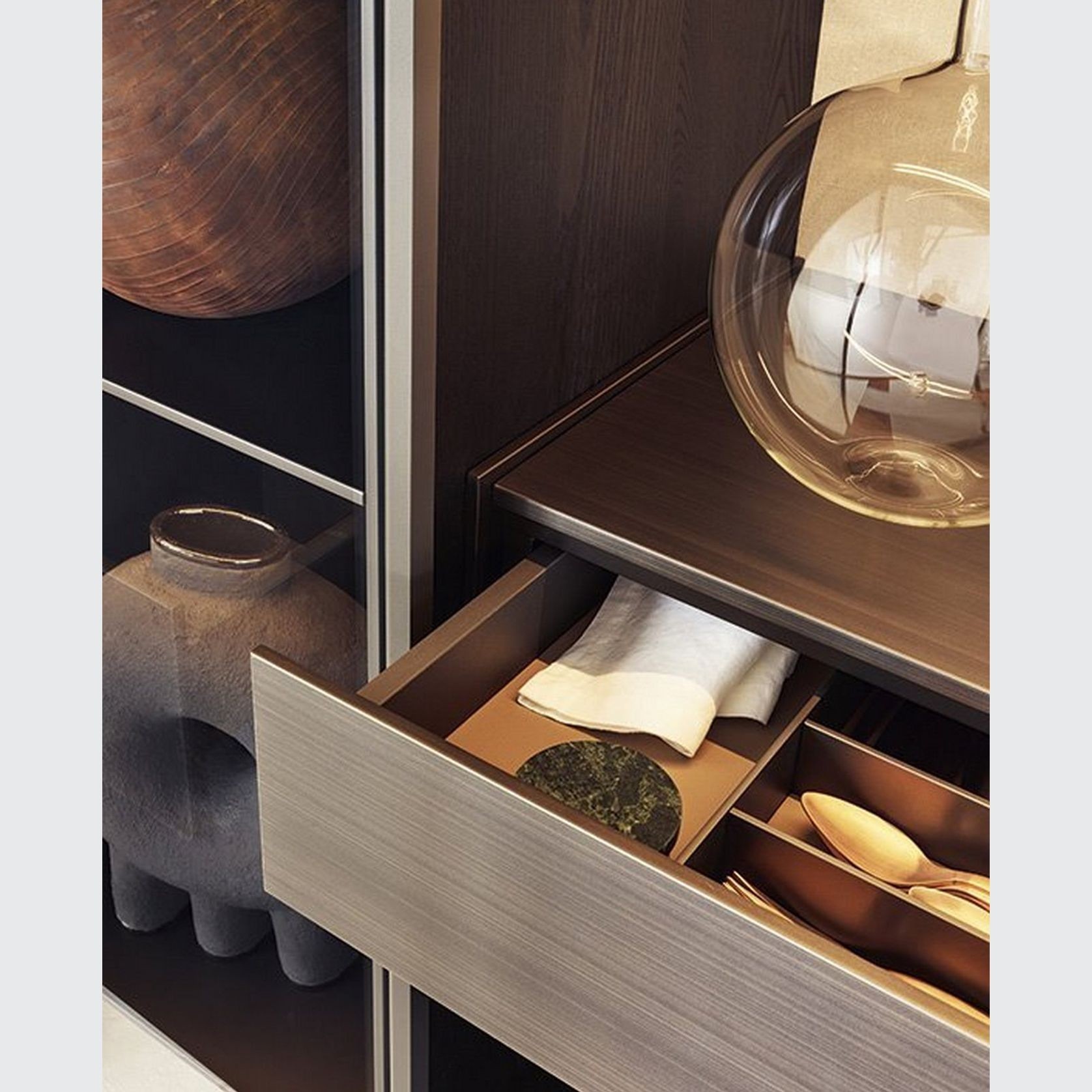 Code Sideboard gallery detail image