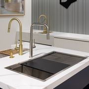 Central Workstation Bowl and 1/2 gallery detail image