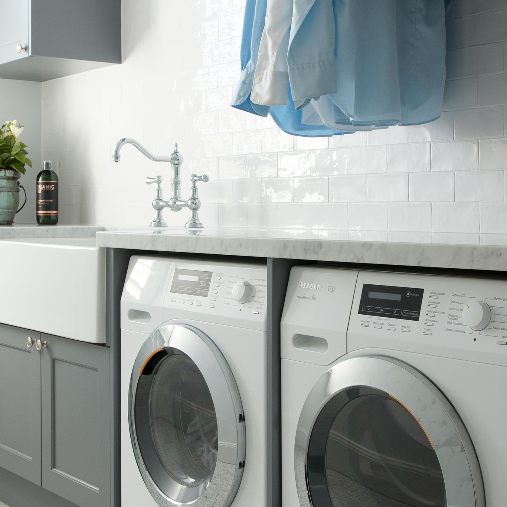 Acquello - White fireclay sink with waste and rack 760 x 460 x 250mm gallery detail image