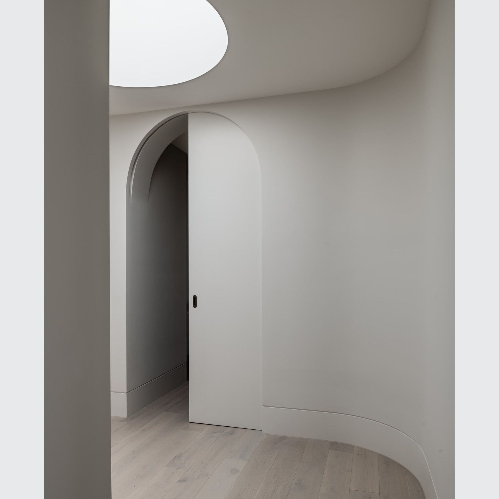 Intrim SK800 Shadowline® Skirting System gallery detail image