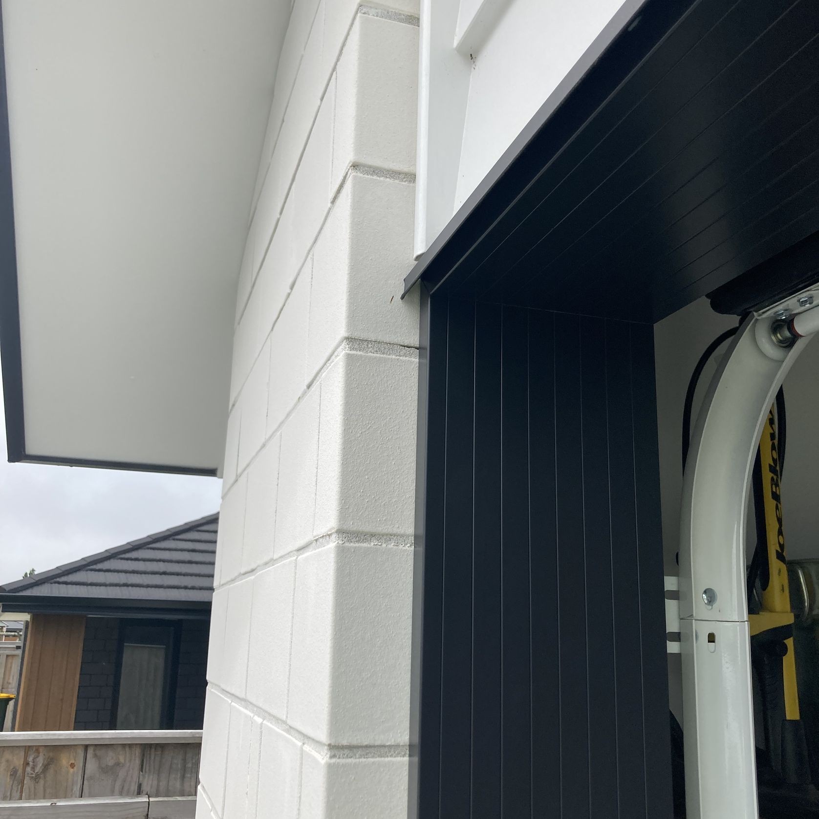 Ali Jamb Garage Door Surround Classic for 90mm Framing gallery detail image