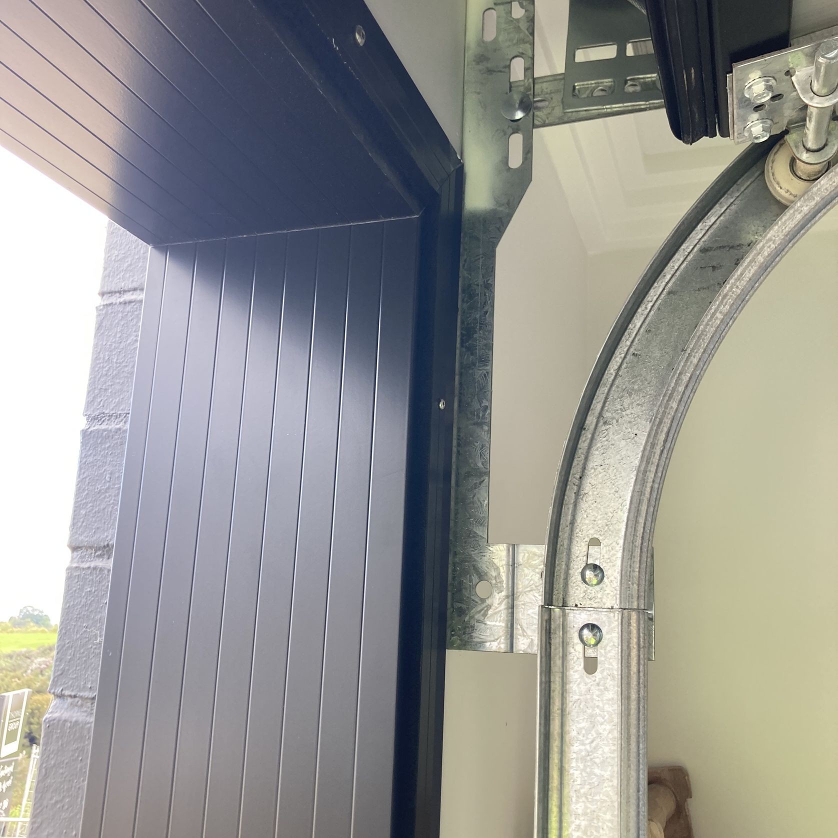 Ali Jamb Garage Door Surround Classic for 90mm Framing gallery detail image