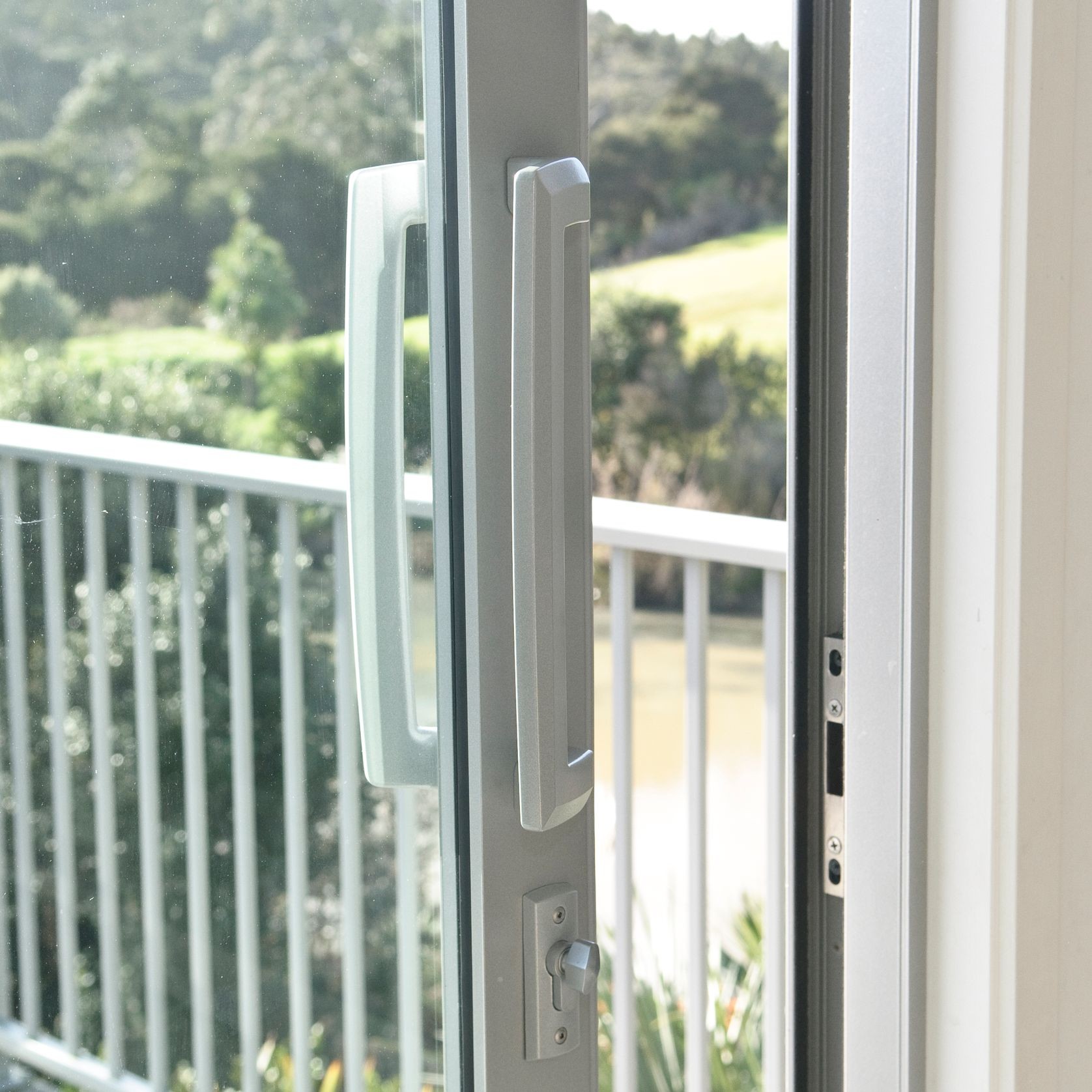 Aria D Pull with Pinnacle Sliding Door Lock gallery detail image