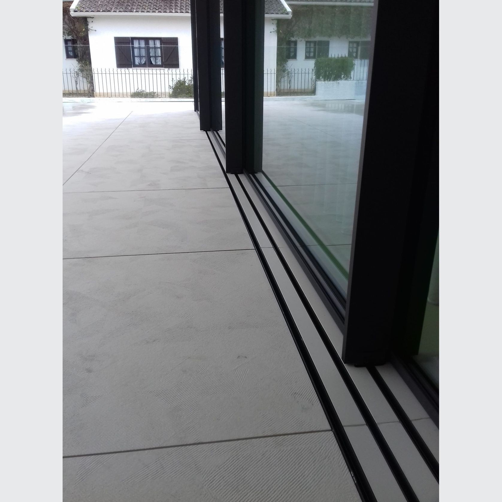 Urbane Thermally Broken Minimalist Sliding Door System gallery detail image