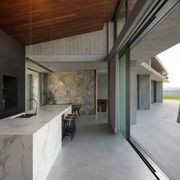 Elevate | Series 704FBR | SlideMASTER™ Sliding Door gallery detail image