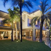 Urbane Thermally Broken Minimalist Sliding Door System gallery detail image