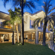 Urbane Thermally Broken Minimalist Sliding Door System gallery detail image