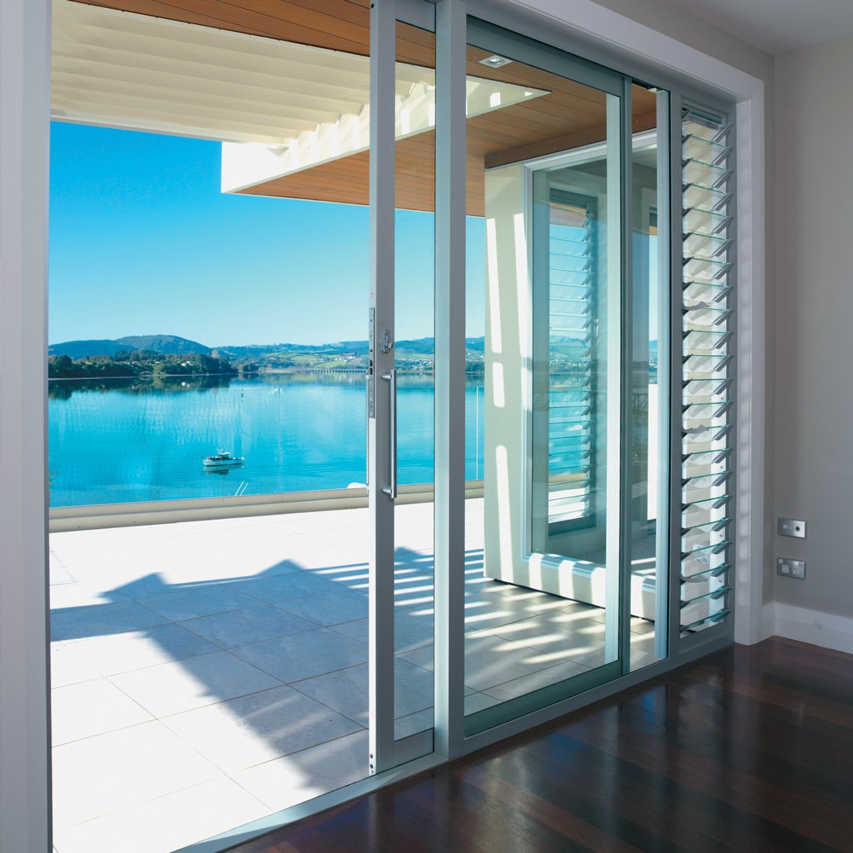Euroslider® Smooth Sliding Door gallery detail image