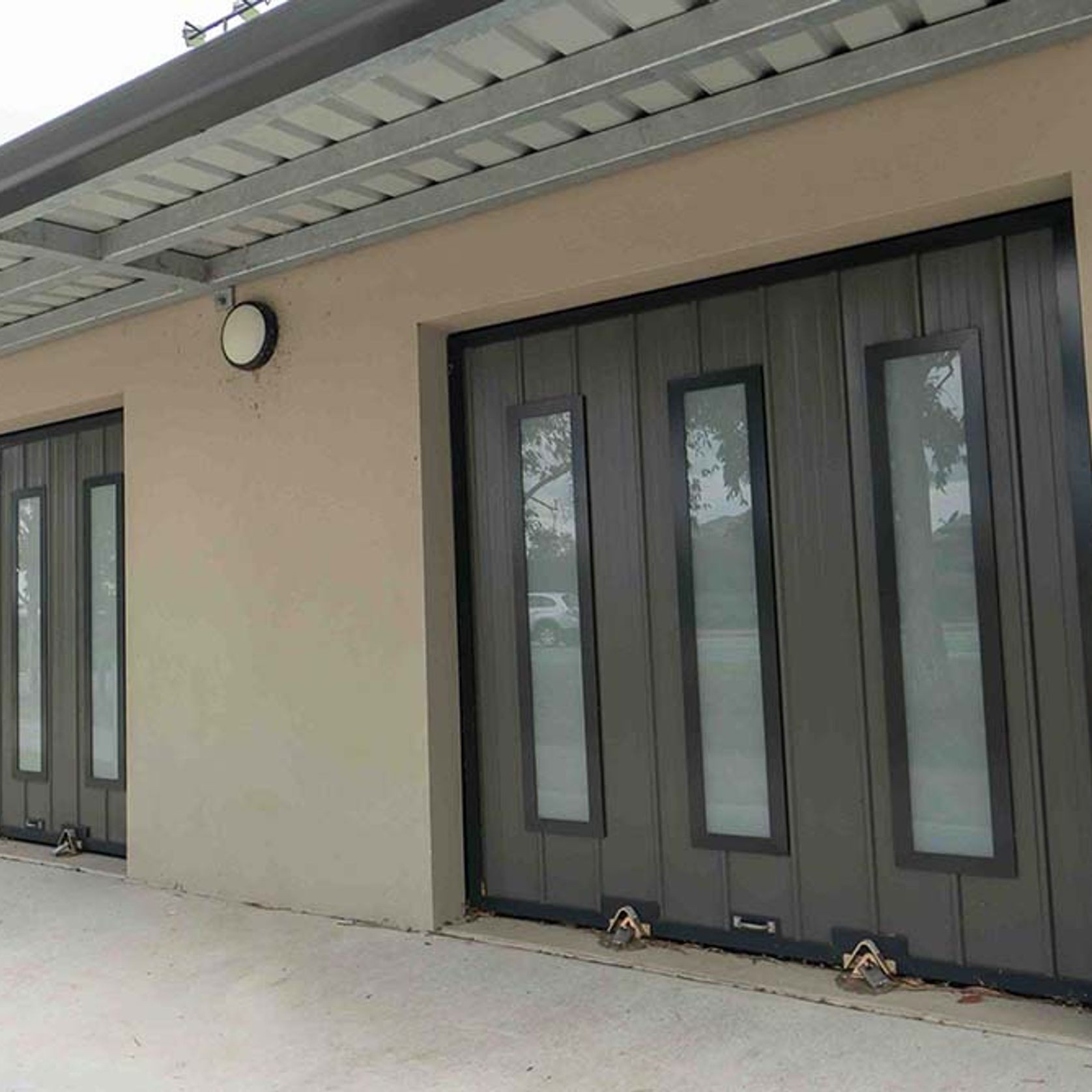 SC1000 Tilt Up Counterweight Balanced Door | Counterweight Doors gallery detail image