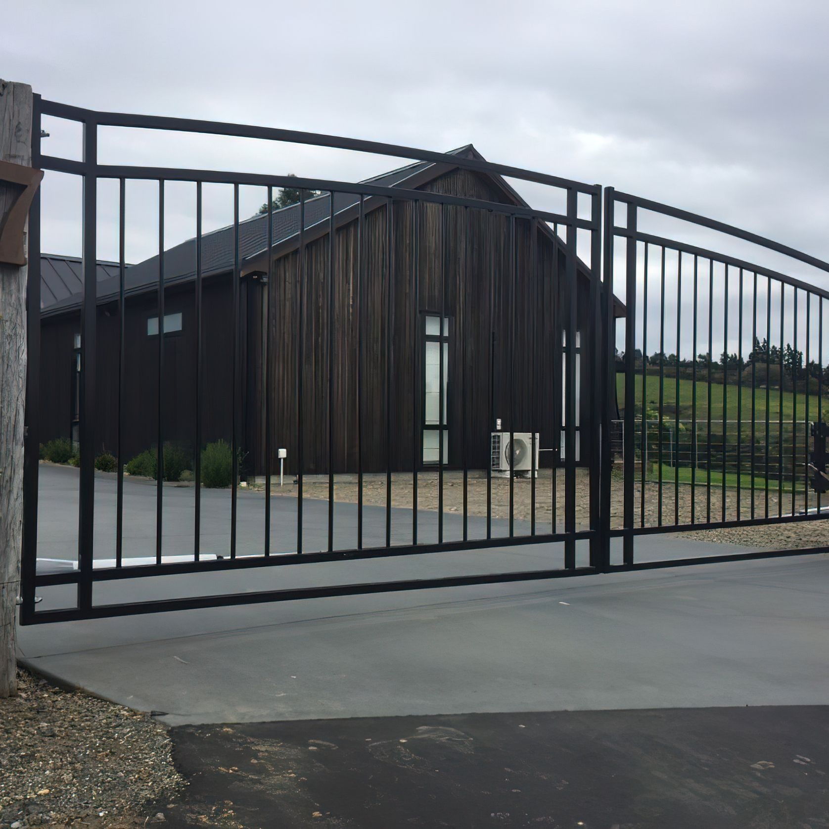 Tubular Driveway Gates gallery detail image