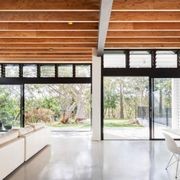Vantage | Series 618 | Sliding Door gallery detail image