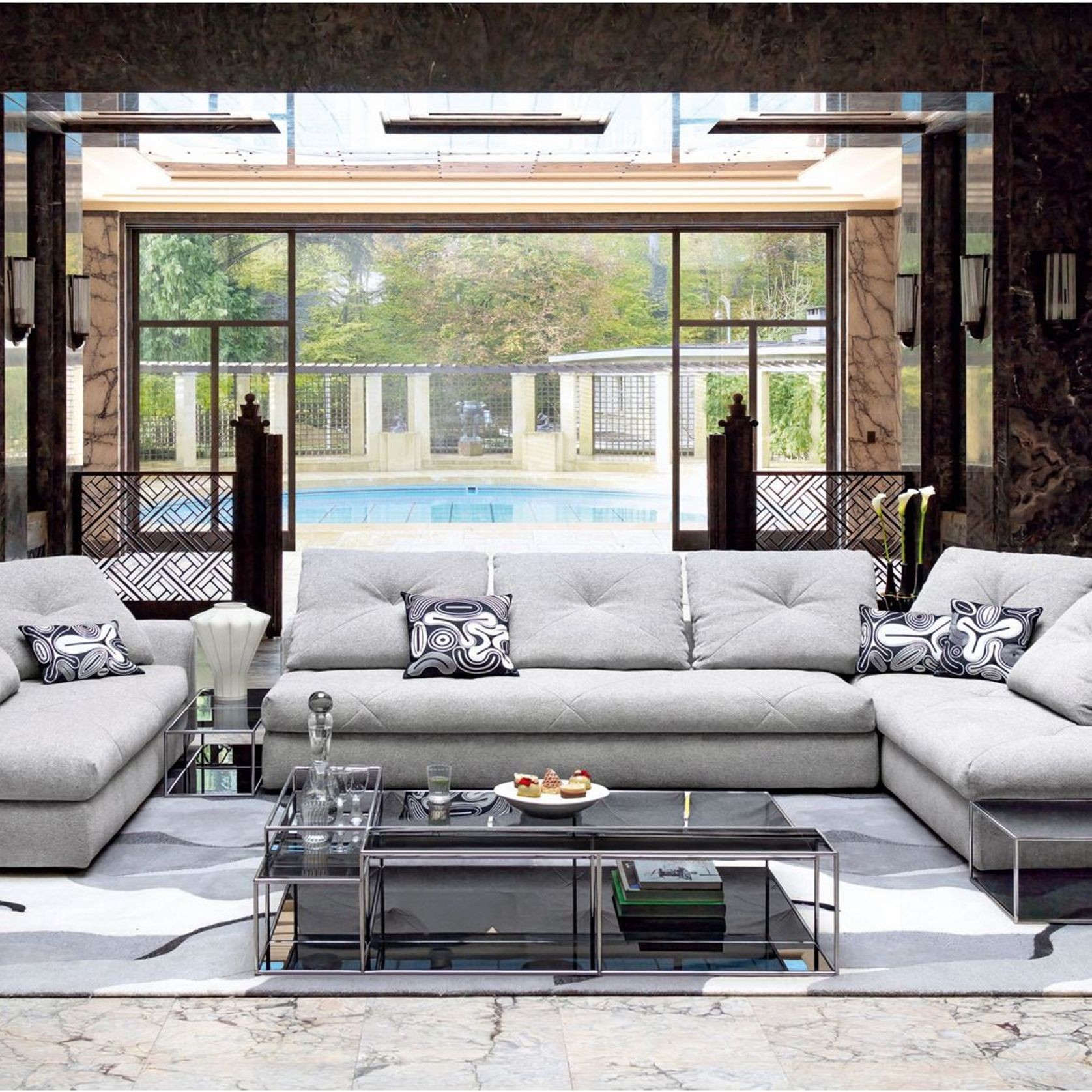 Préface 5 Seat Sofa - in 2 parts gallery detail image