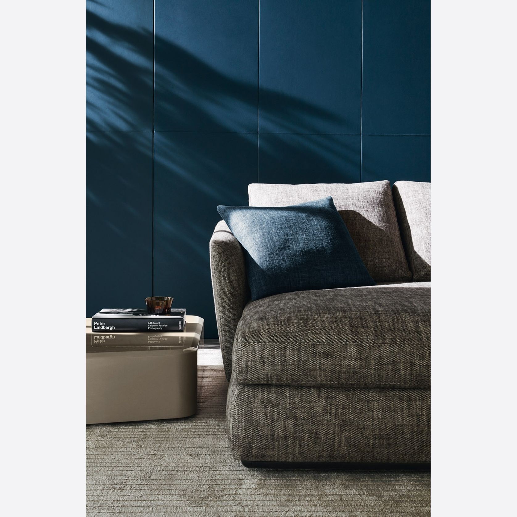 Sloane Sofa by Molteni&C gallery detail image