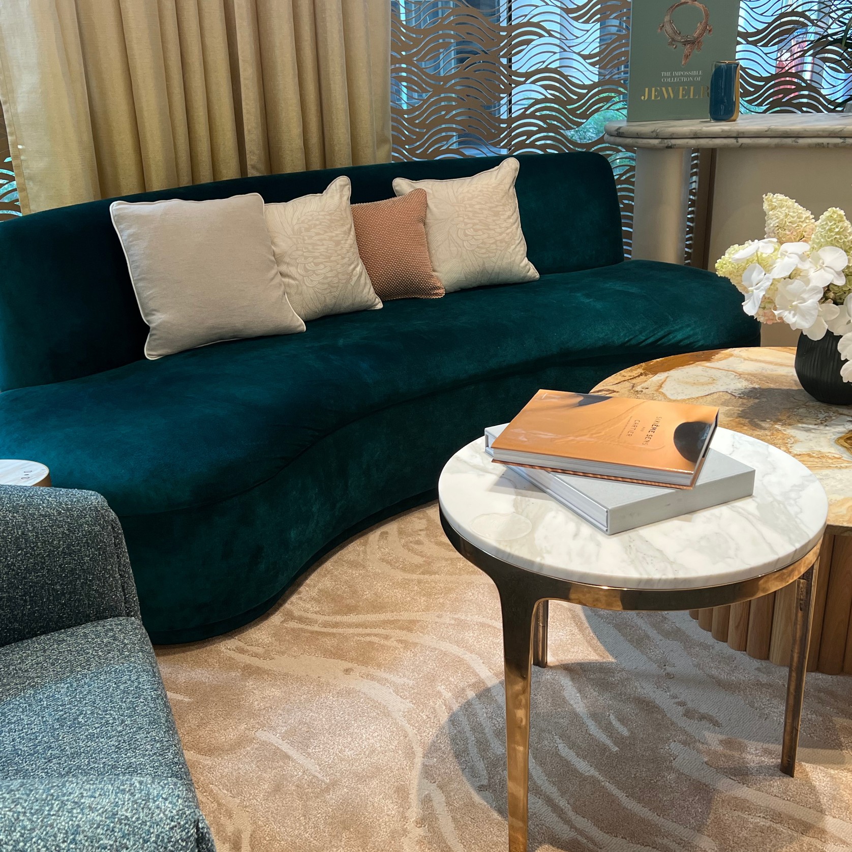 Contemporary Luxury Curved Sofa gallery detail image