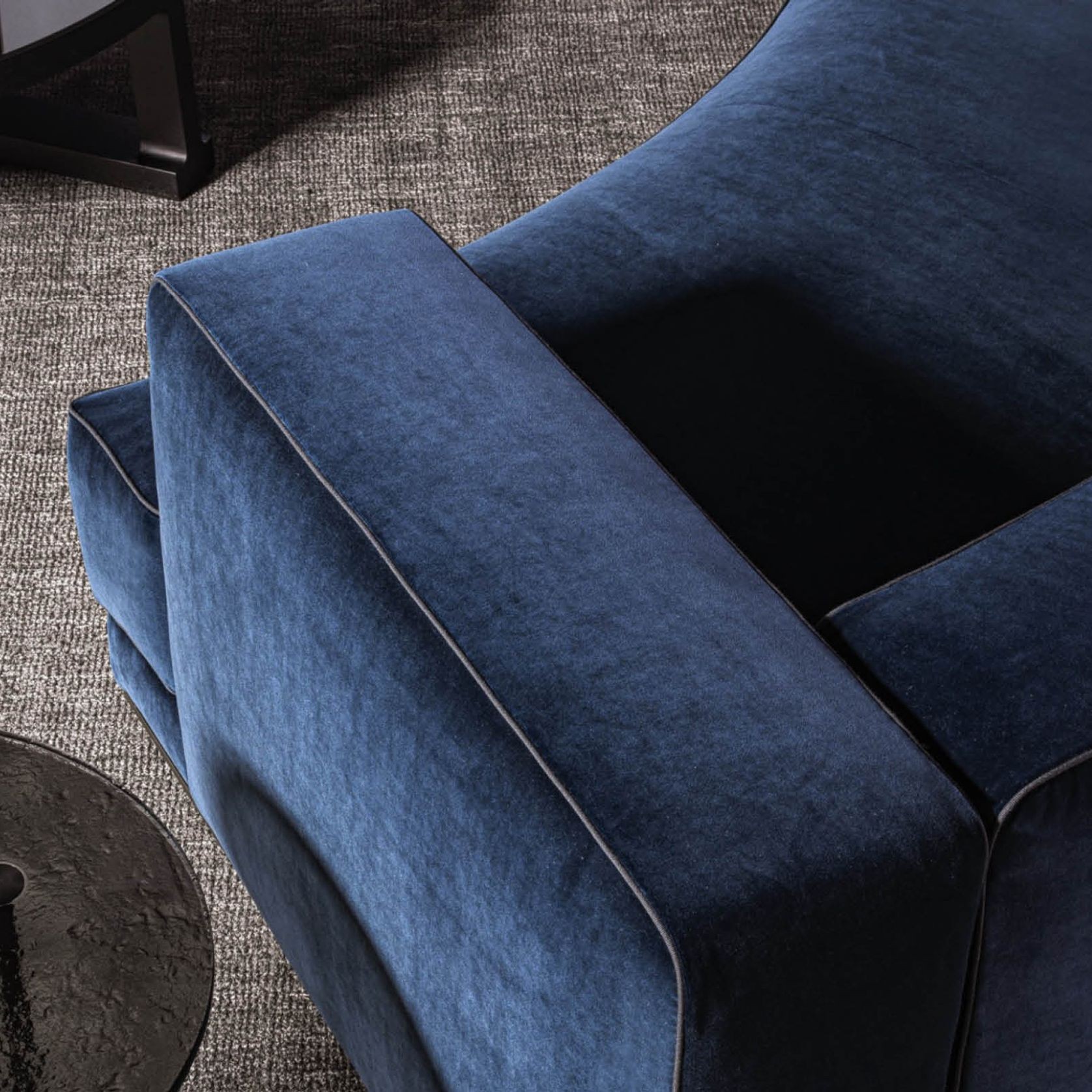 Augusto Sofa gallery detail image