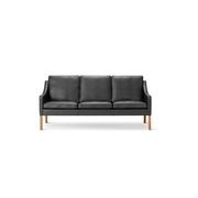 Club 2209 Sofa 3-Seater by Fredericia gallery detail image