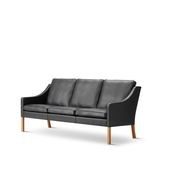 Club 2209 Sofa 3-Seater by Fredericia gallery detail image