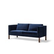 Mogensen 2335 2.5-seat Sofa by Fredericia gallery detail image