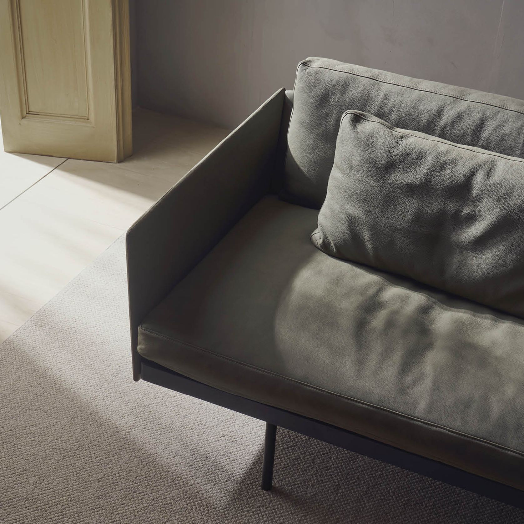 Bureau Sofa gallery detail image