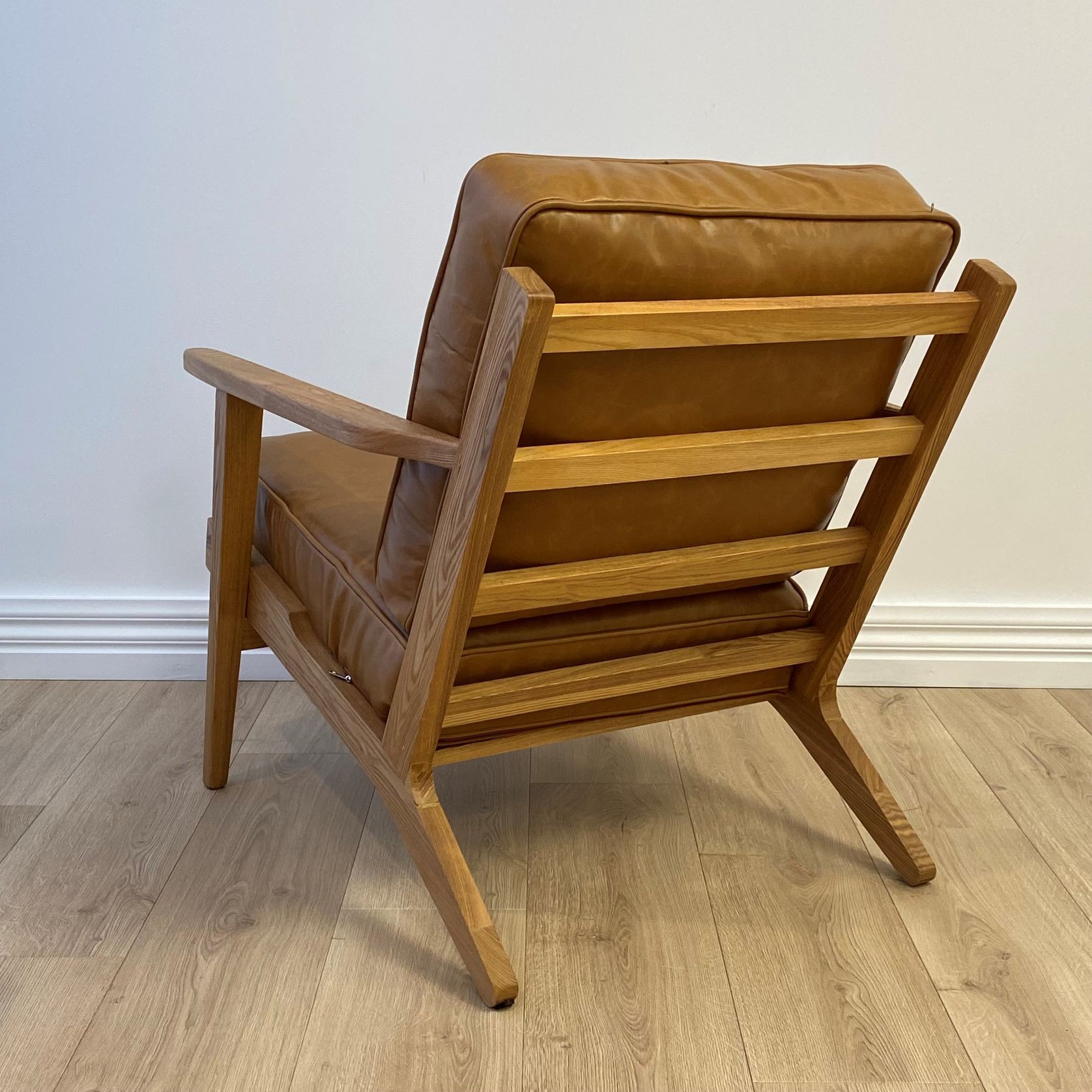 Lodge Armchair - Camel Leather | Oak Frame gallery detail image