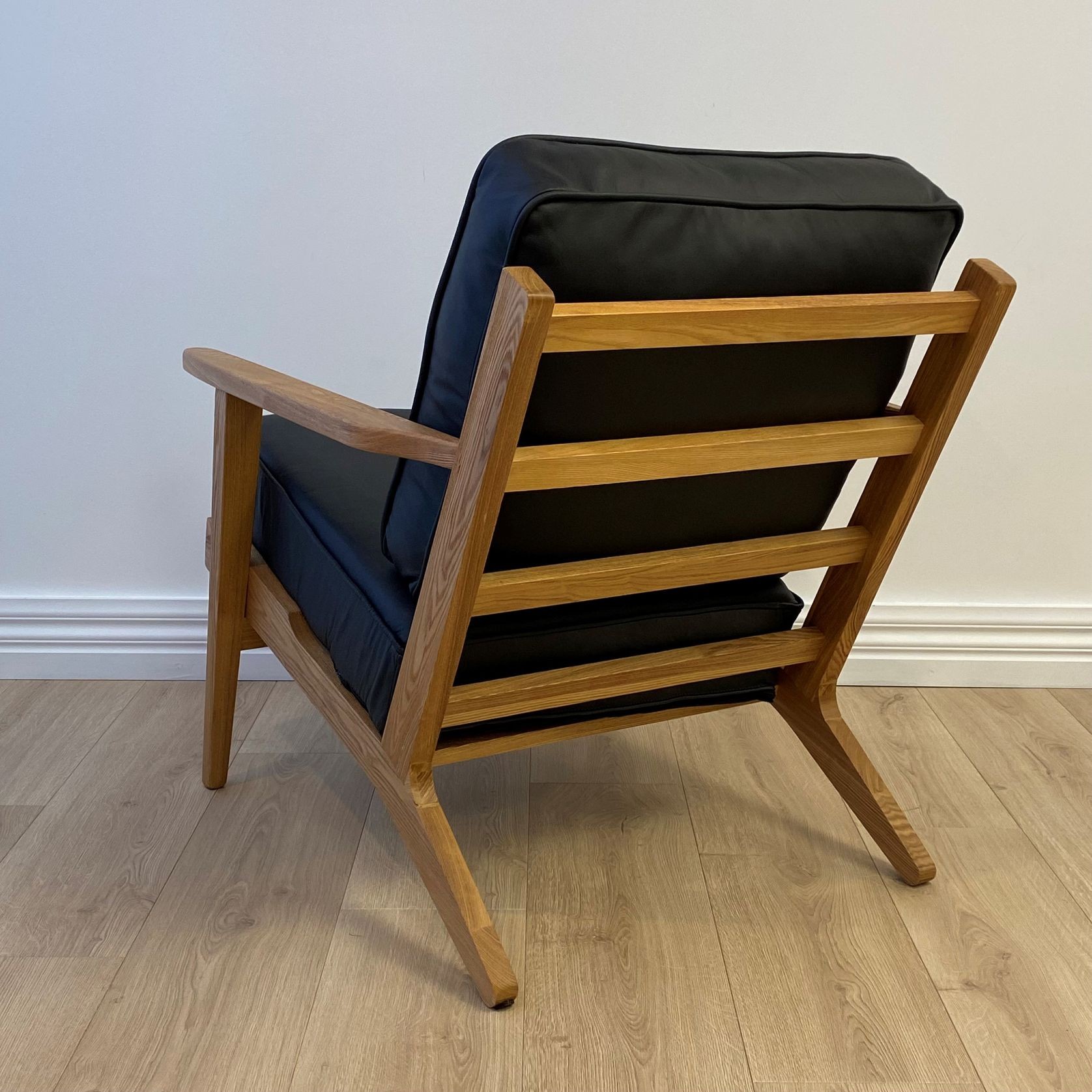 Lodge Armchair - Black Leather | Oak Frame gallery detail image