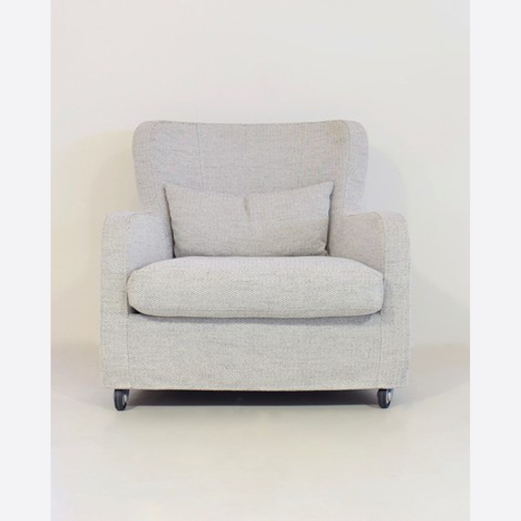 Big Mimilla Armchair gallery detail image