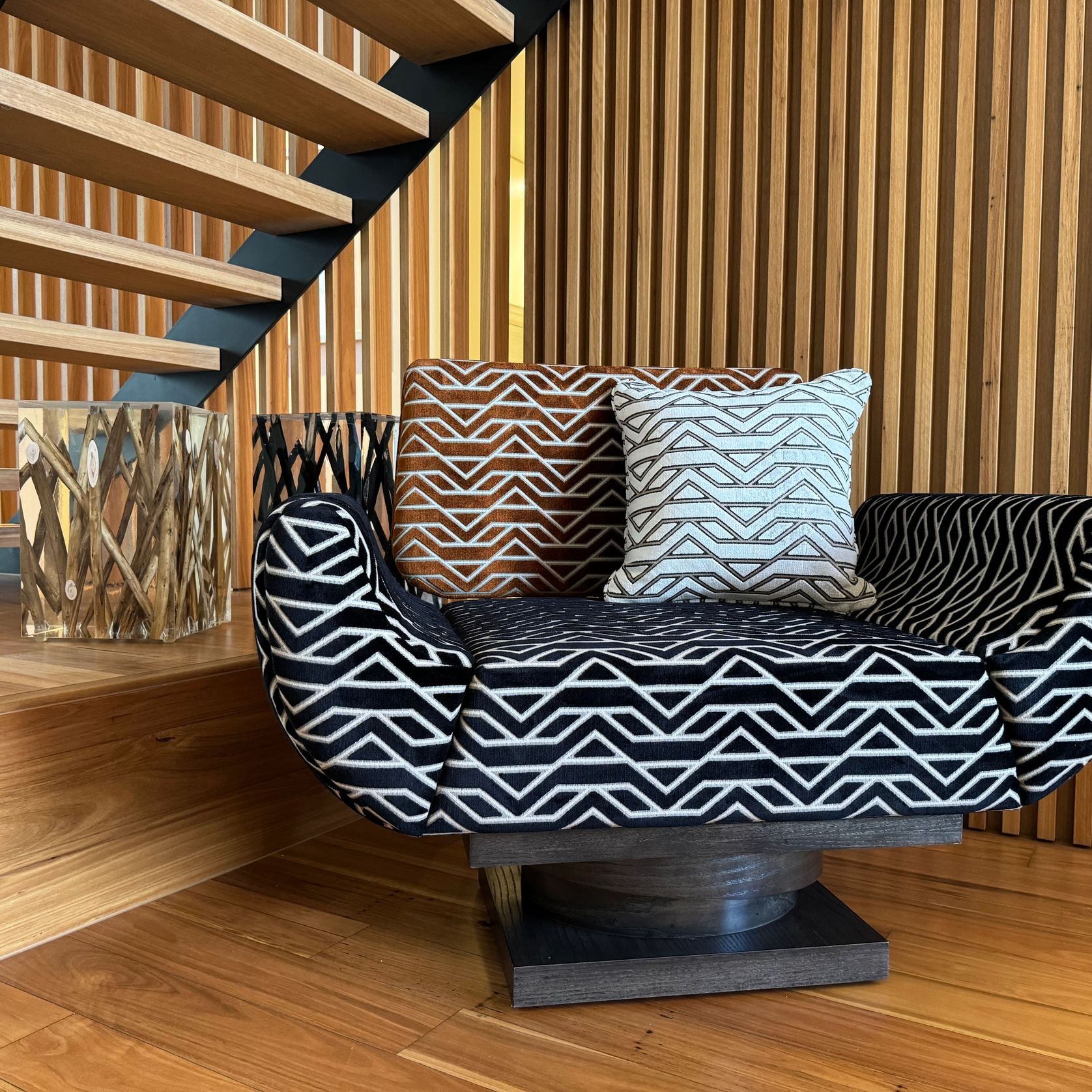 Mid Century Modern Curved Chair gallery detail image