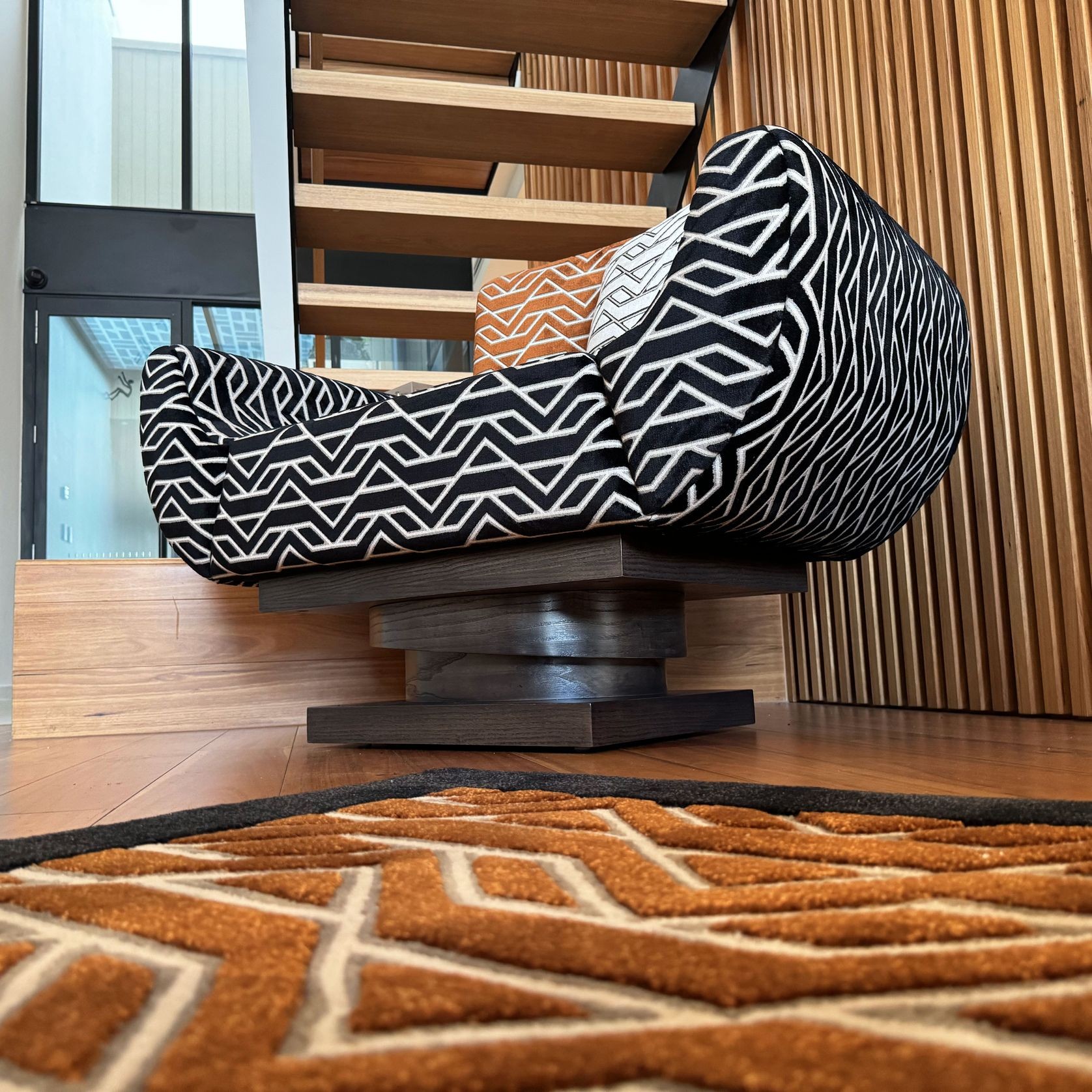 Mid Century Modern Curved Chair gallery detail image