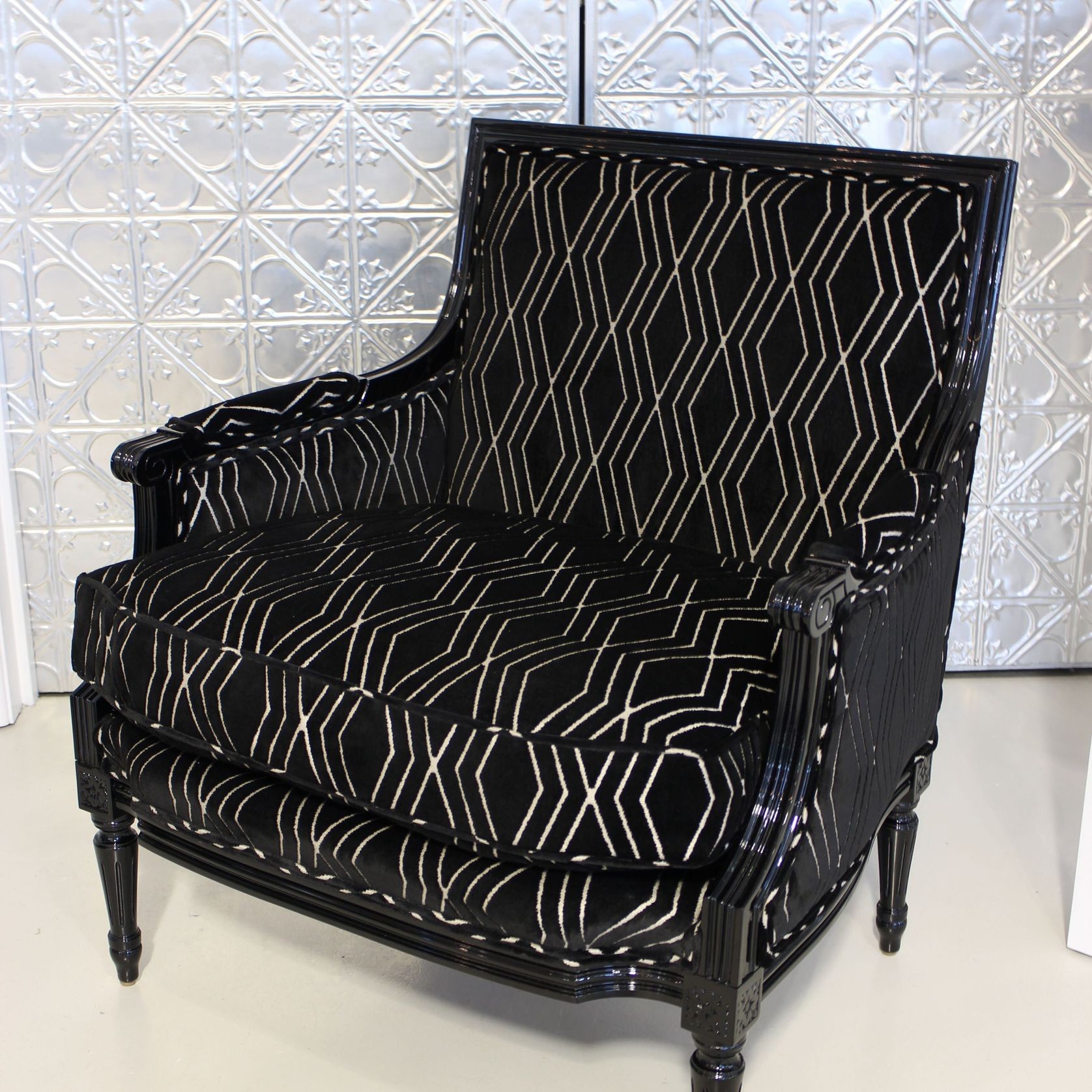 5042 Armchair gallery detail image