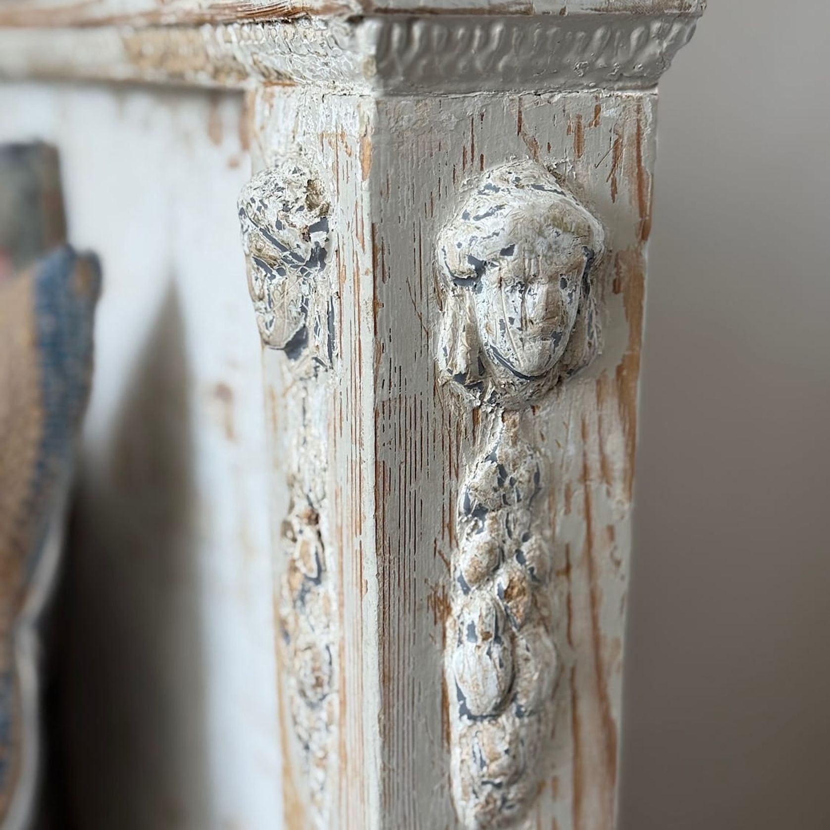 Swedish Gustavian Sofa gallery detail image