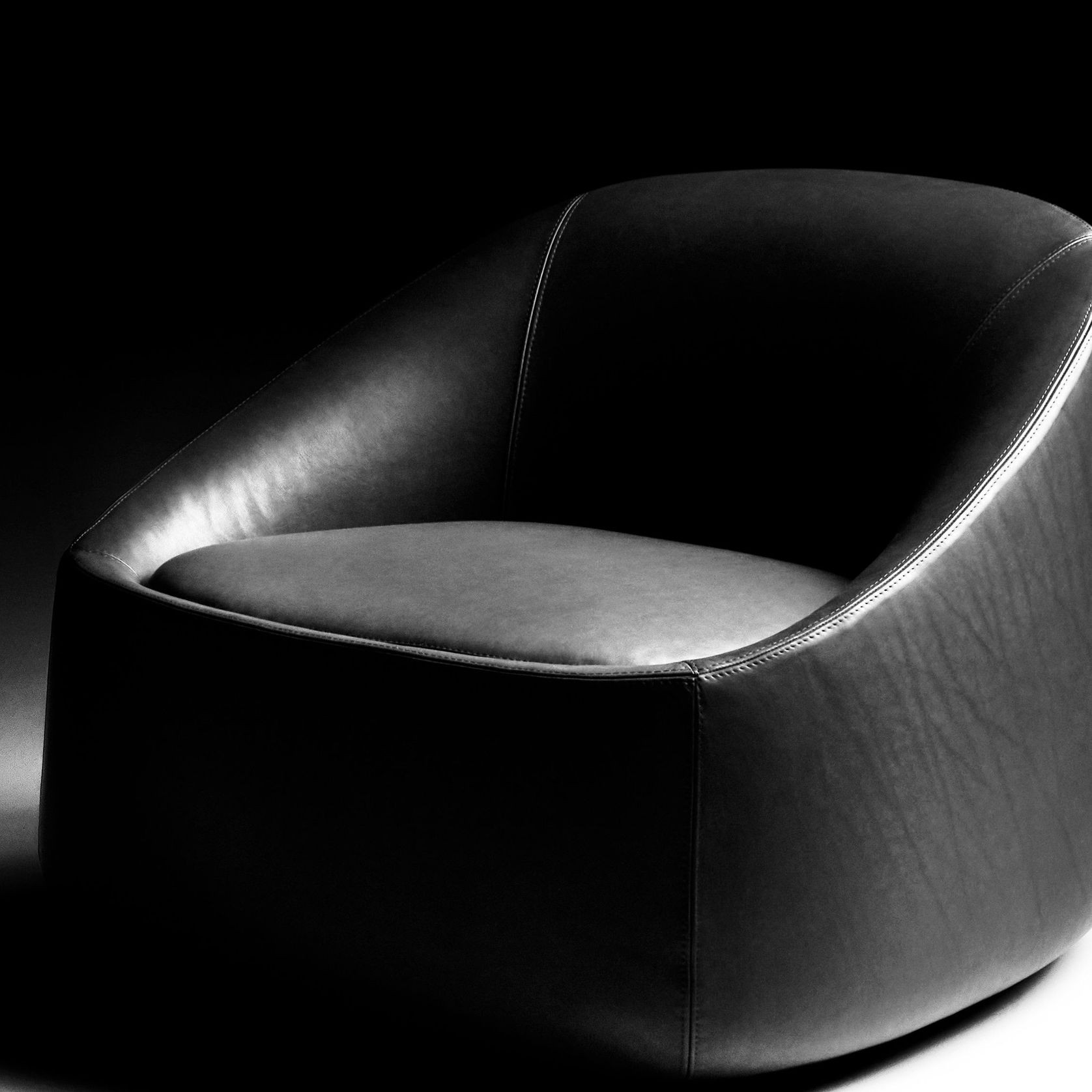 Ripamonti Armchair by DePadova gallery detail image