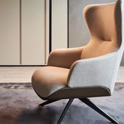 Kensington Armchair by Molteni&C gallery detail image