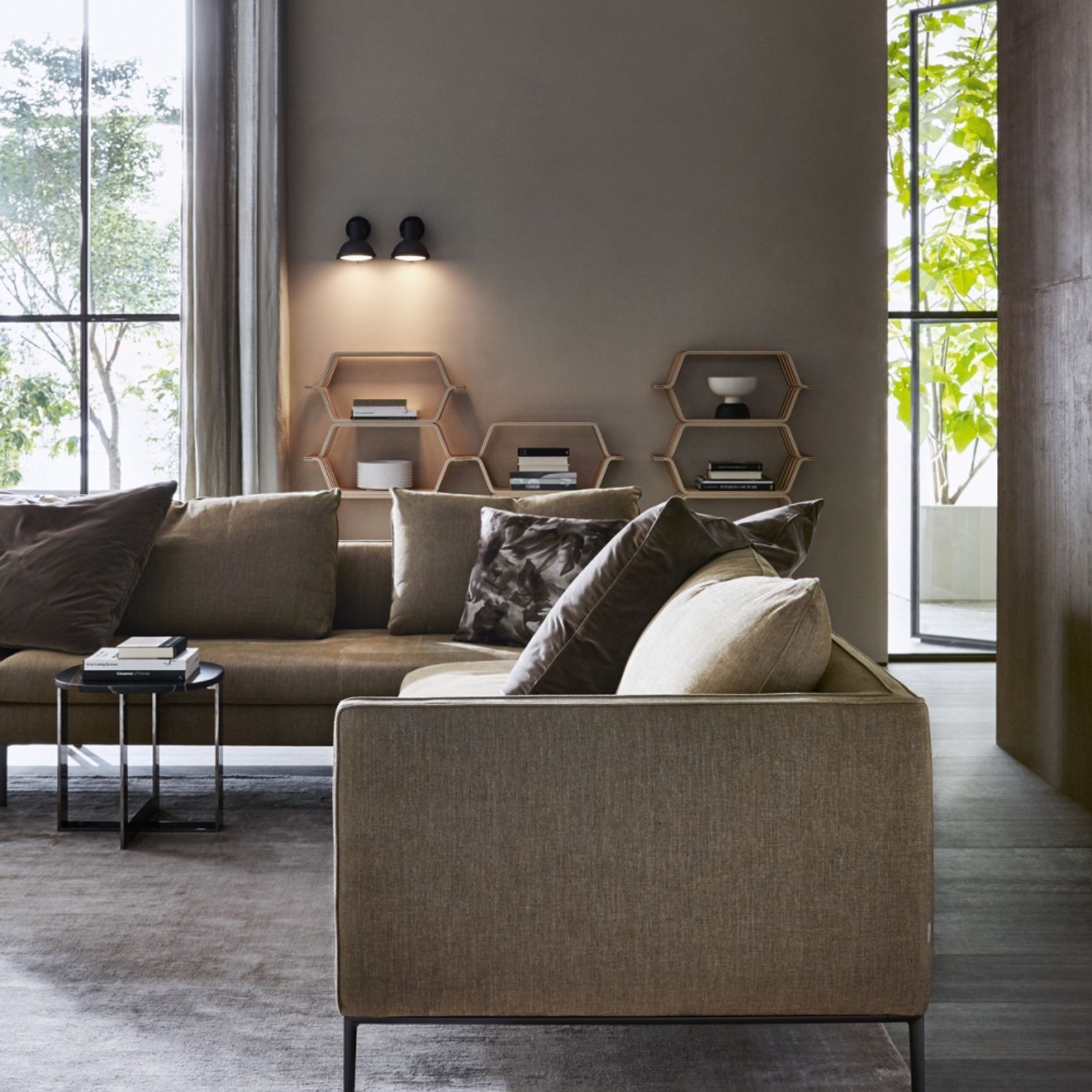 Paul Sofa by Molteni&C gallery detail image