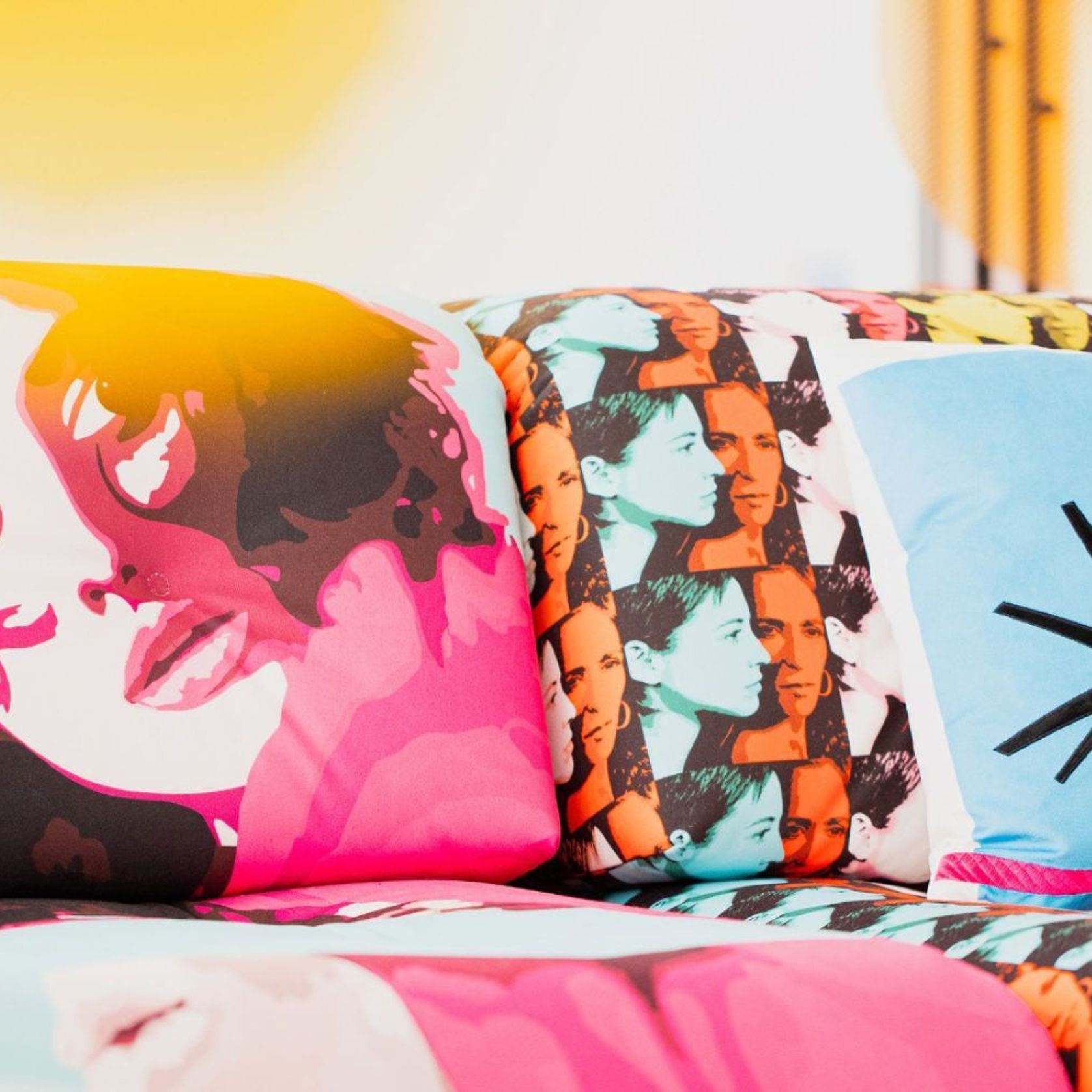 Lounge el Deseo Pedro Almodóvar gallery detail image