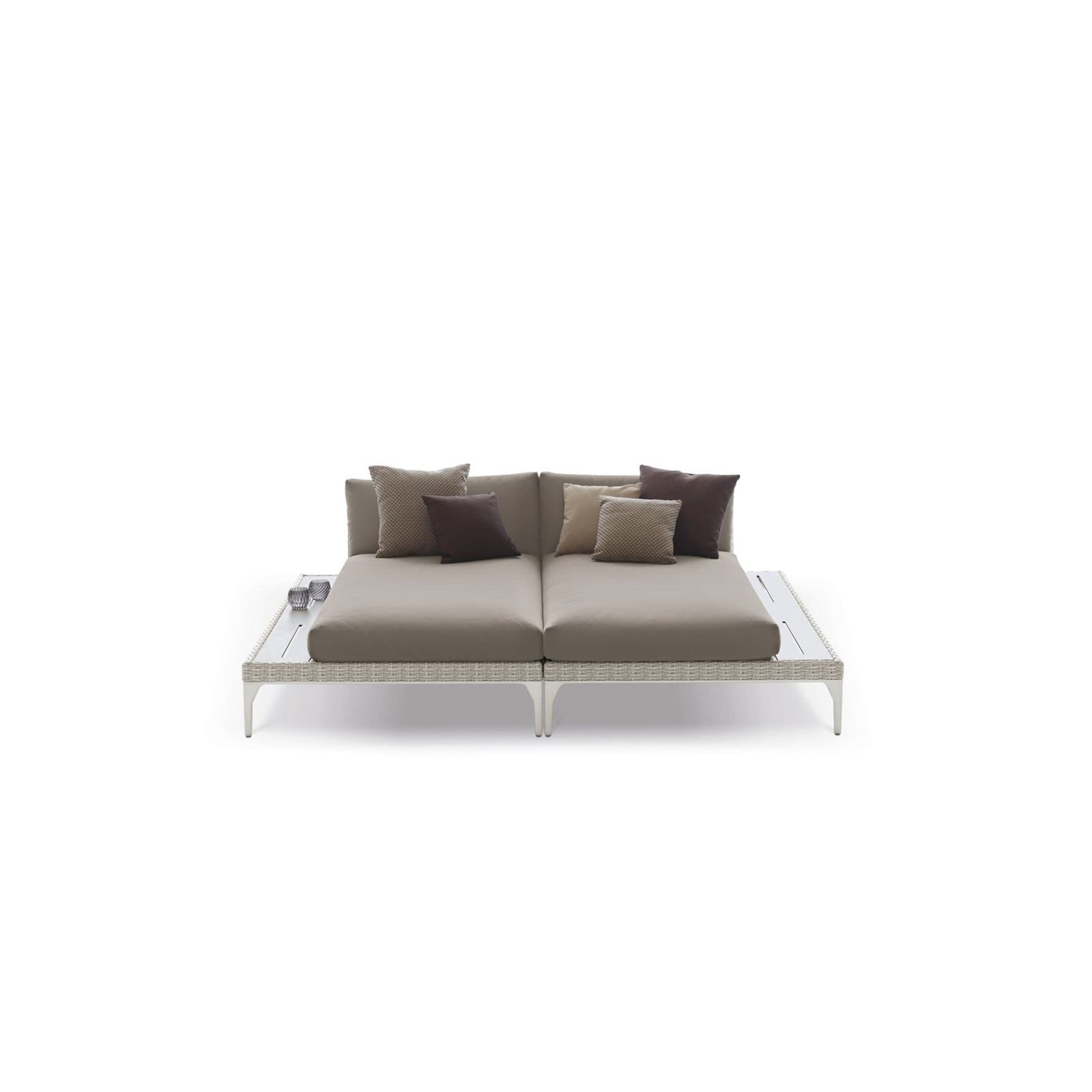 MU Sofa gallery detail image