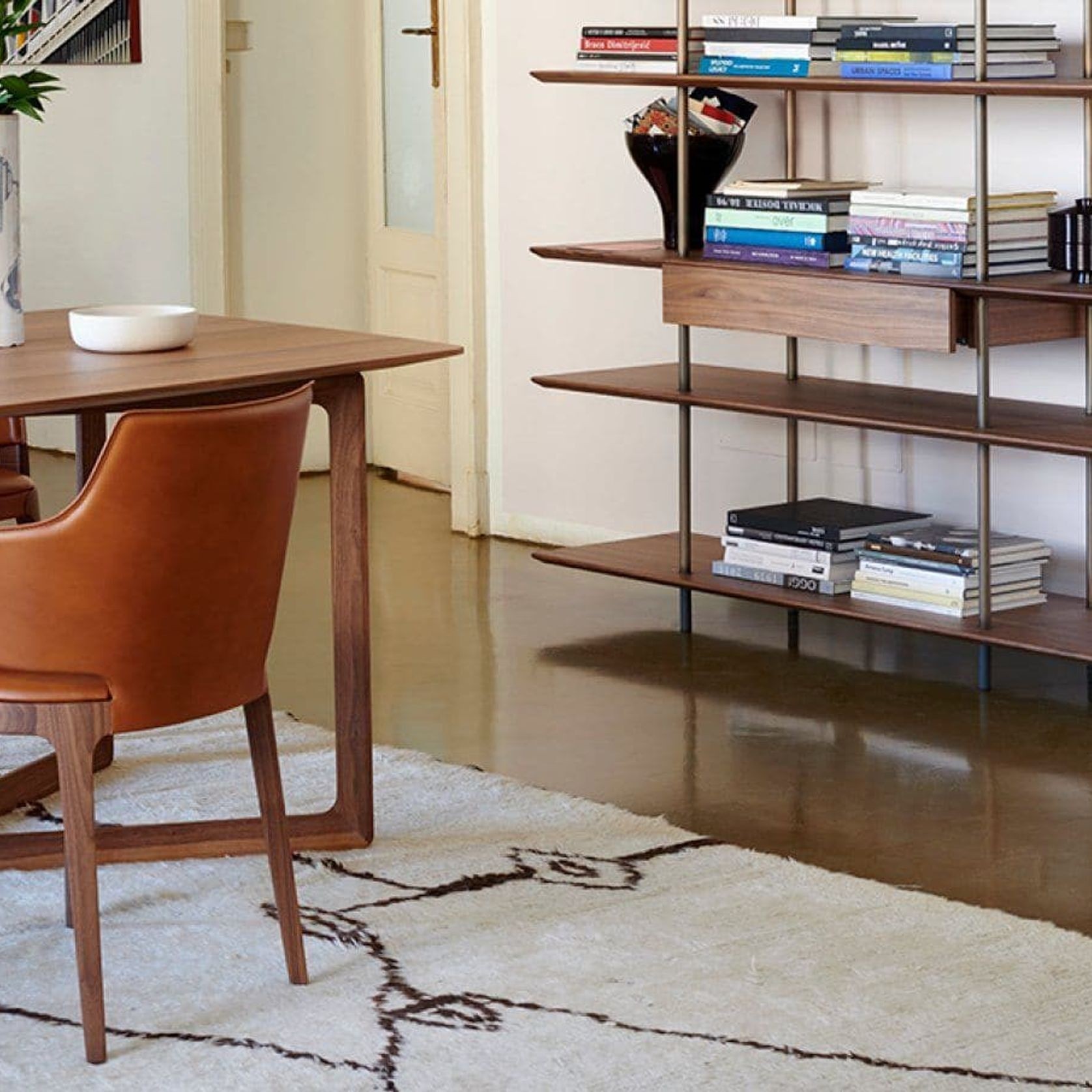 Velis | Armchair gallery detail image