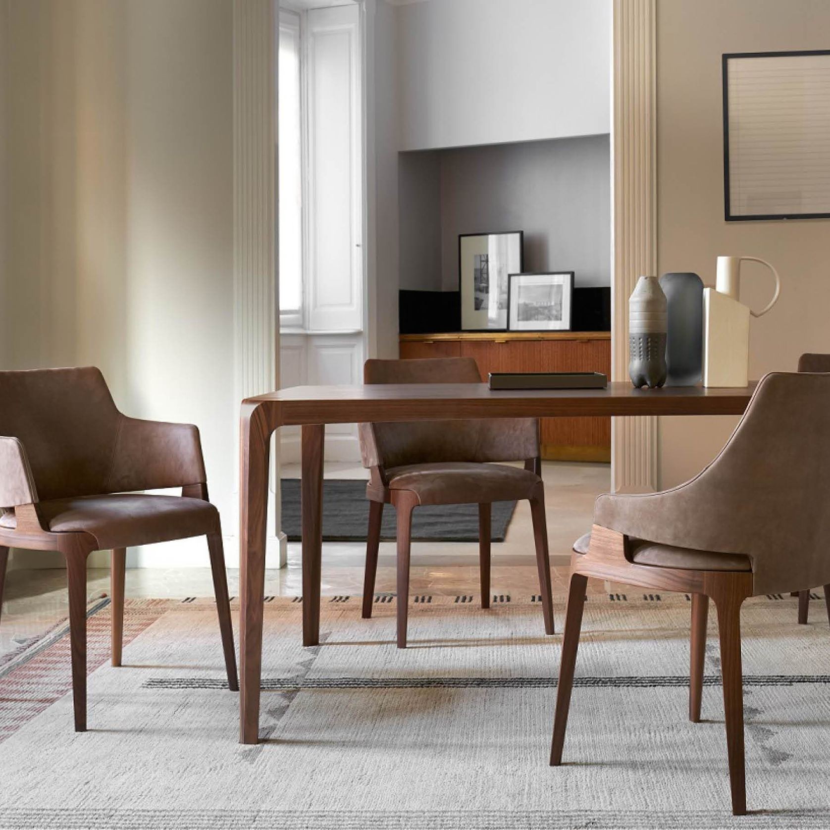 Velis | Armchair gallery detail image