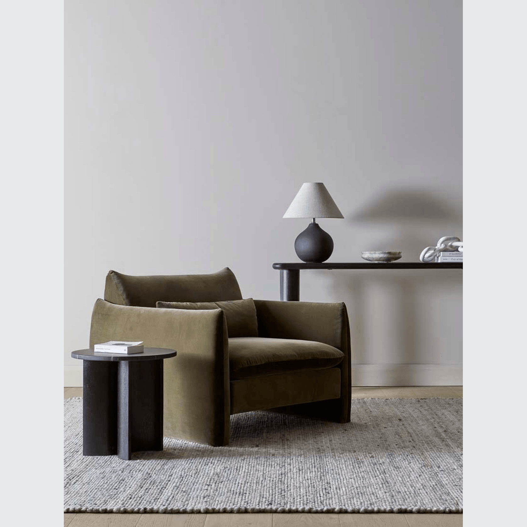 Sidney Peak Sofa Chair gallery detail image