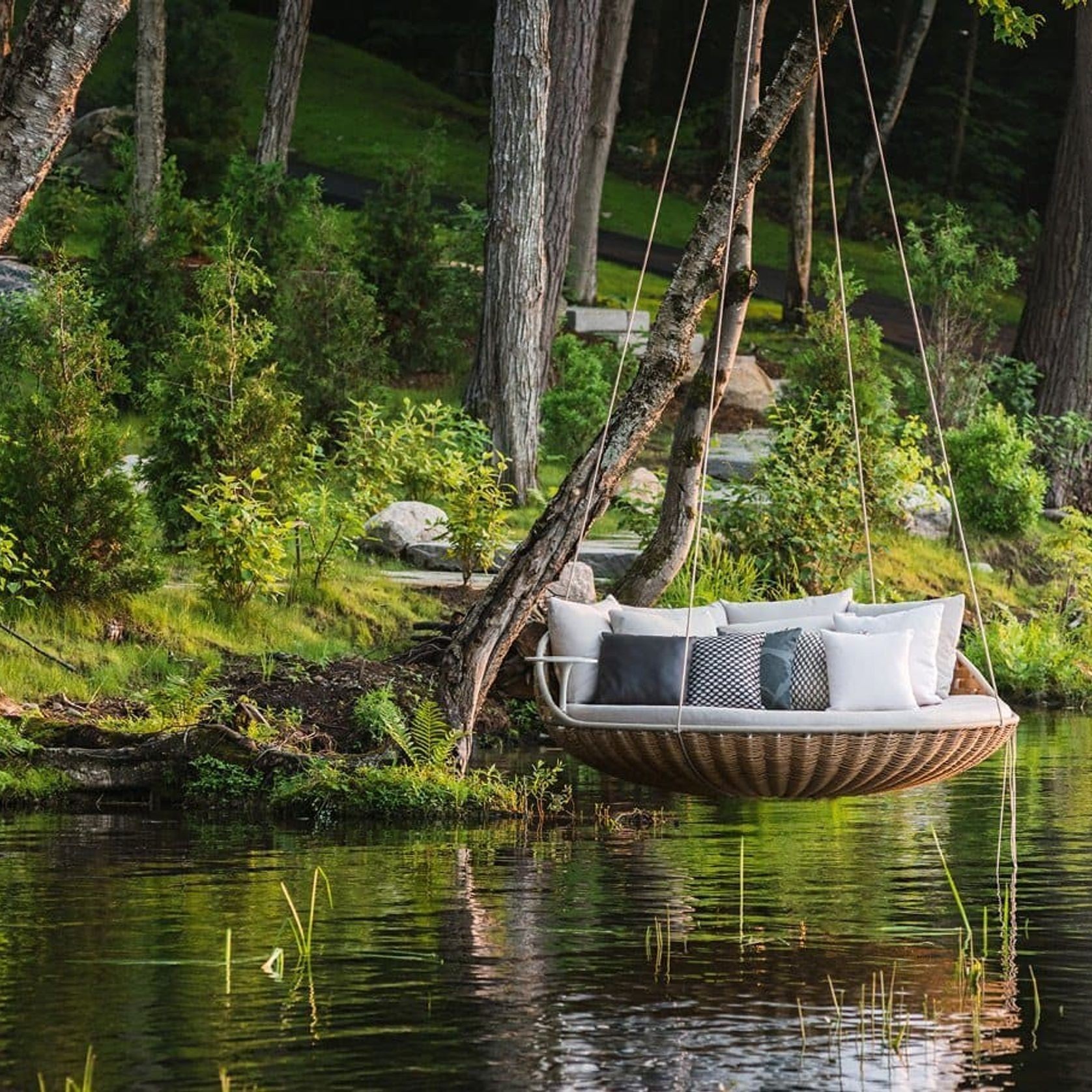 SWINGREST | Hanging Lounger gallery detail image
