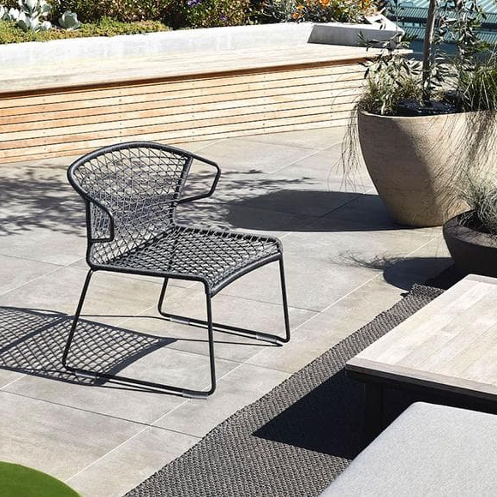 Vela | Lounge Armchair gallery detail image
