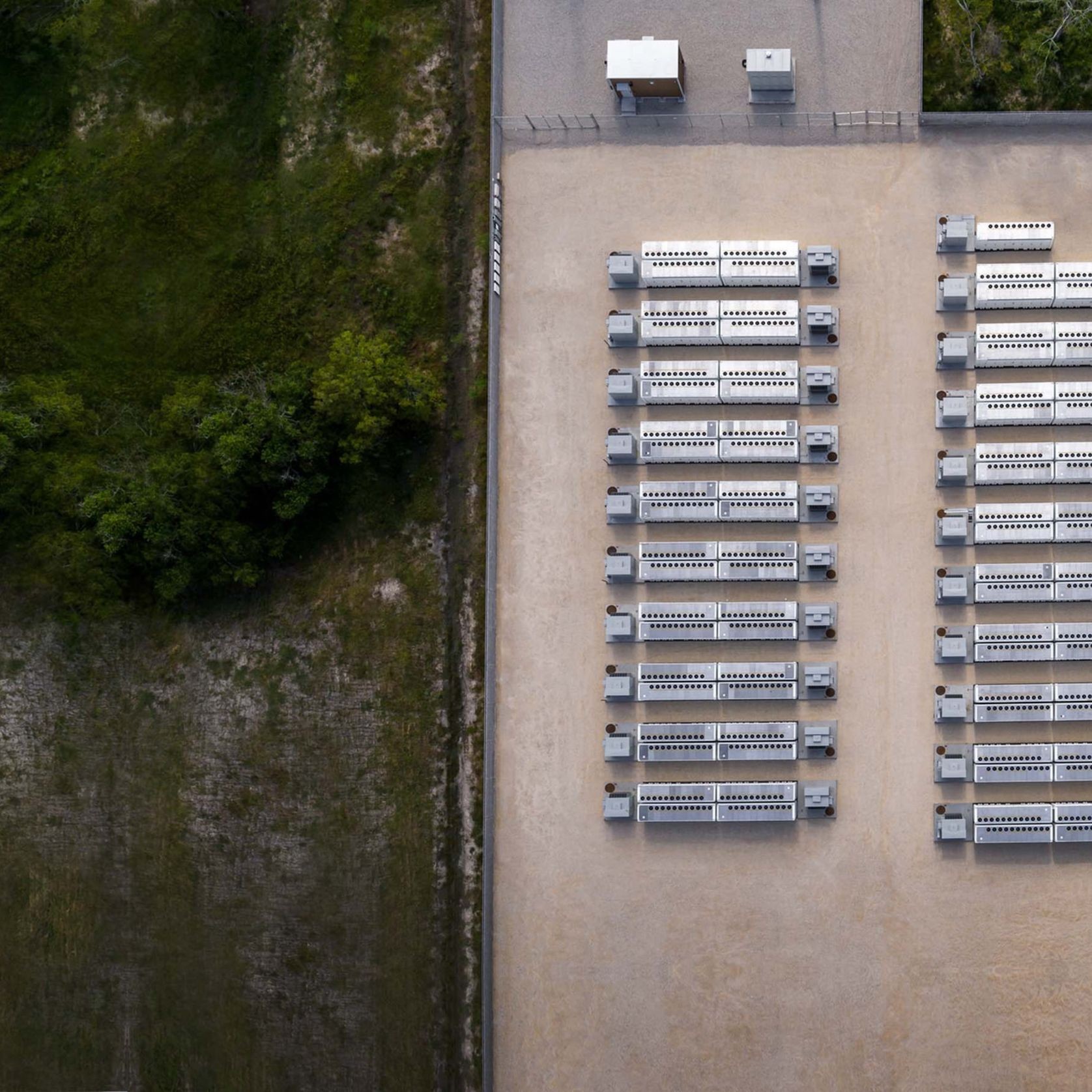 Tesla Megapack Energy Storage gallery detail image