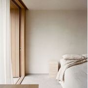 Suave Two-tone Polished Plaster gallery detail image